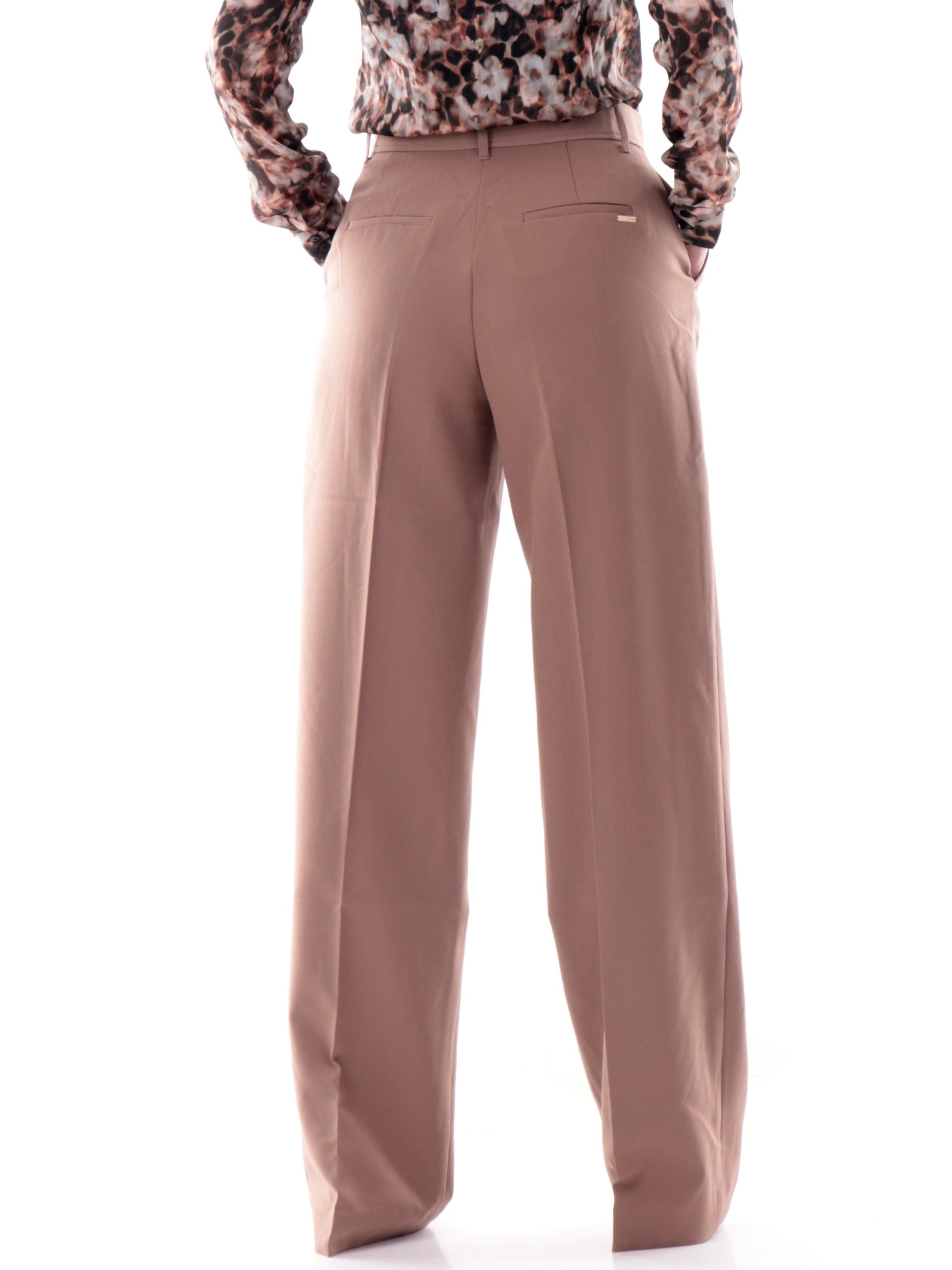 ba9dcd26eced2b01526ab9cffa0bc1574dc8ef61