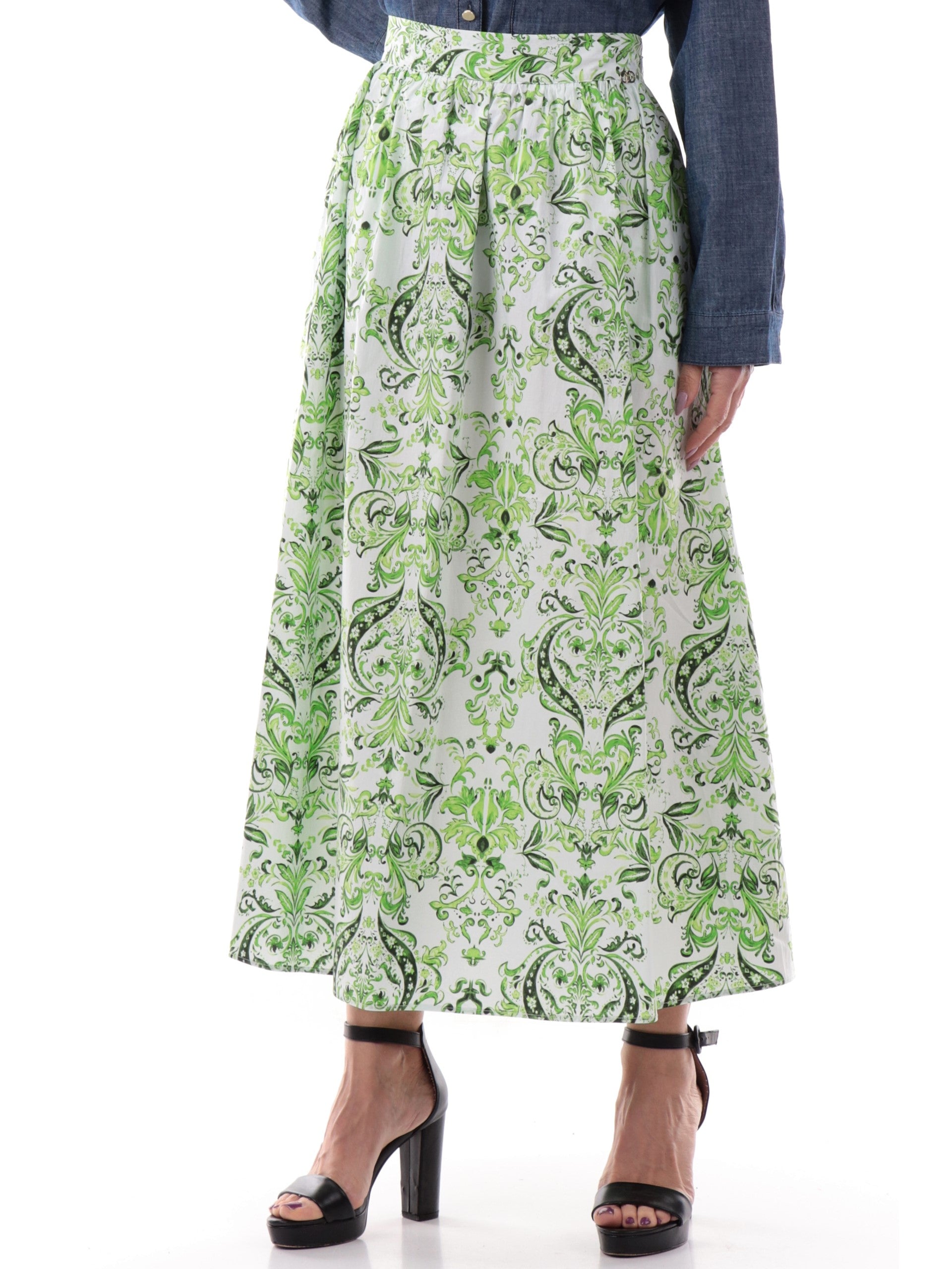 8151a949f7a6e89187c45d1b8c7a9b34656caecc