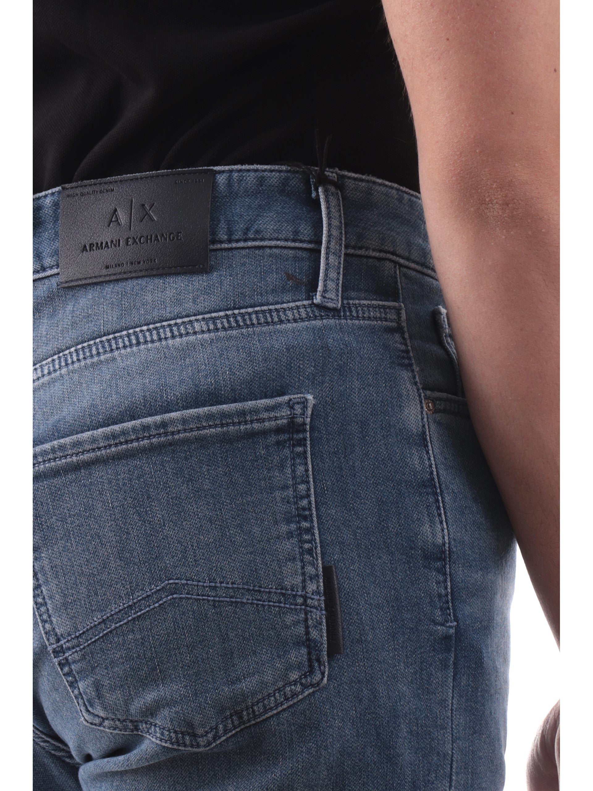 fe8bc928560a21bf3204185515c1da82bcf9a2d8