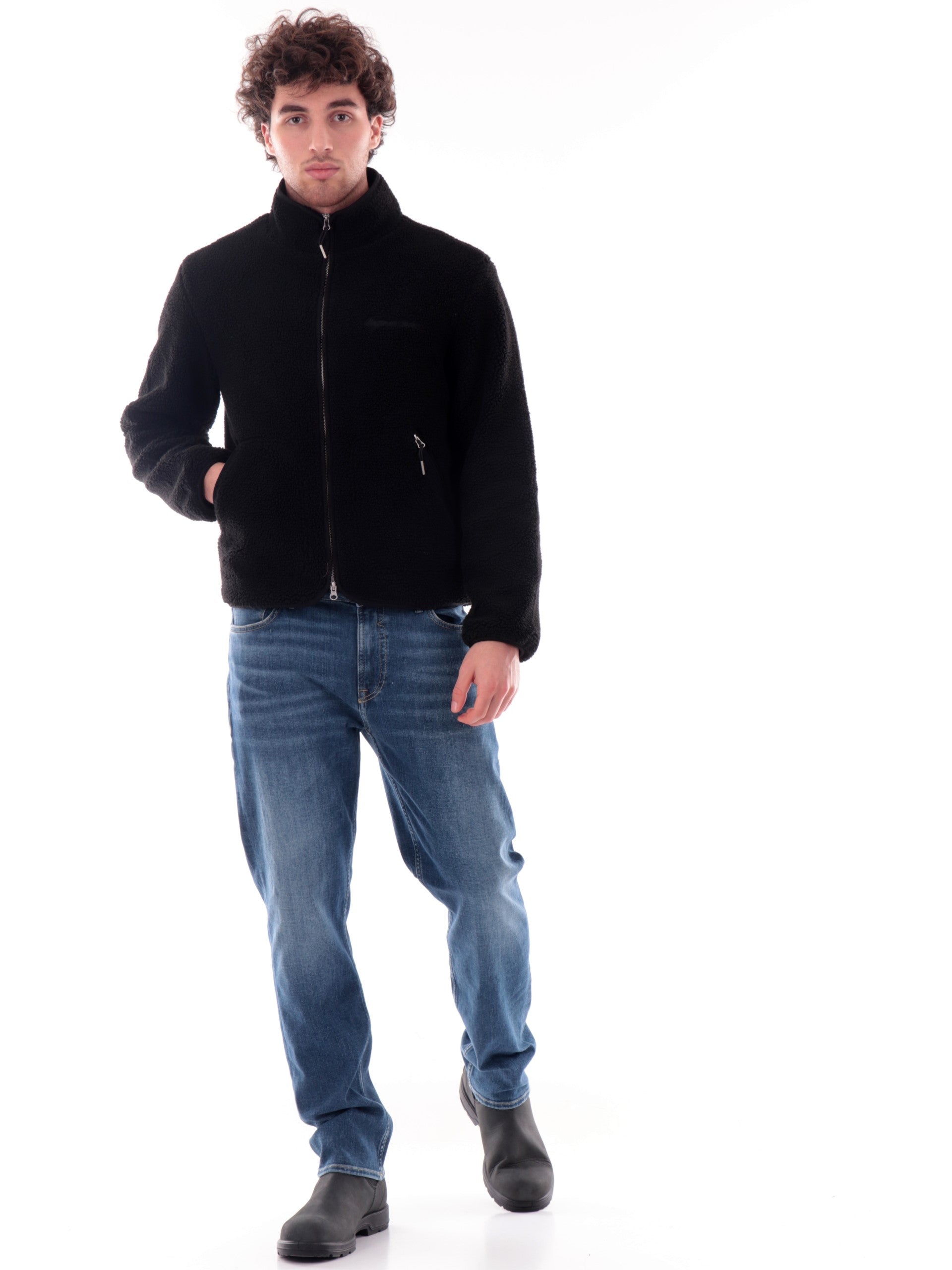 586bdbe4b8791fb065aaa1bb644c2e49c39a9bf2