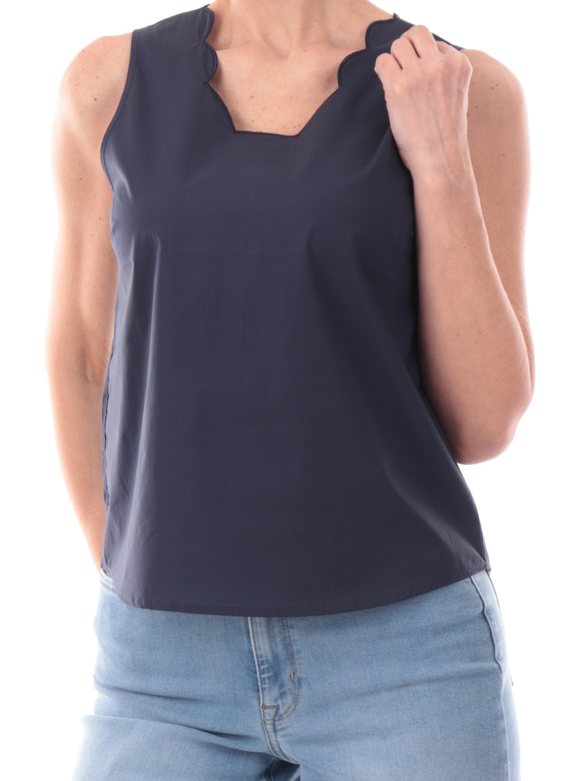 b8d26da01d4491f9bfc7af747afefde93eb1b8d9