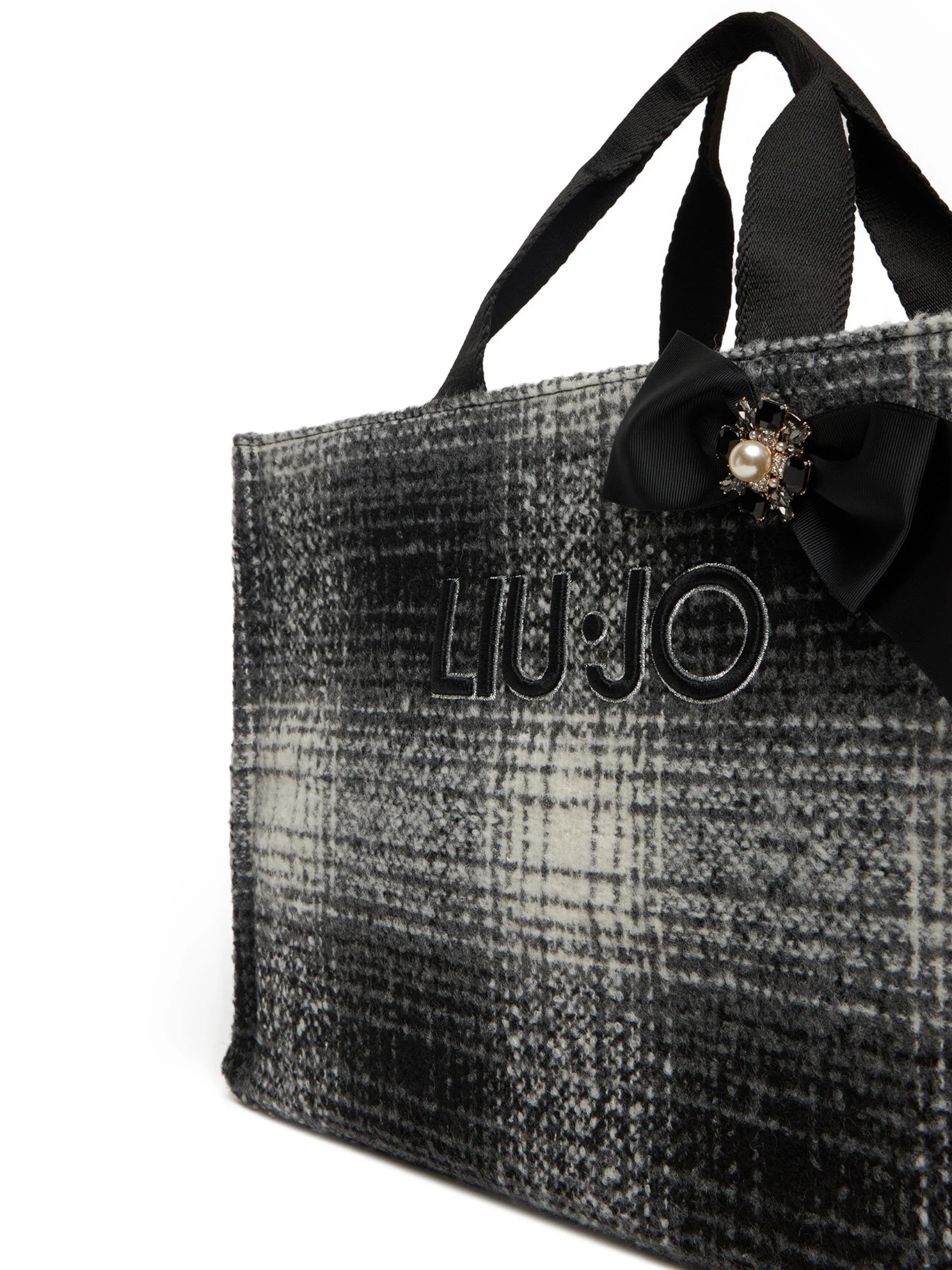 cefb036bbcd77d5f87609bb0641f14d70ec79ca8