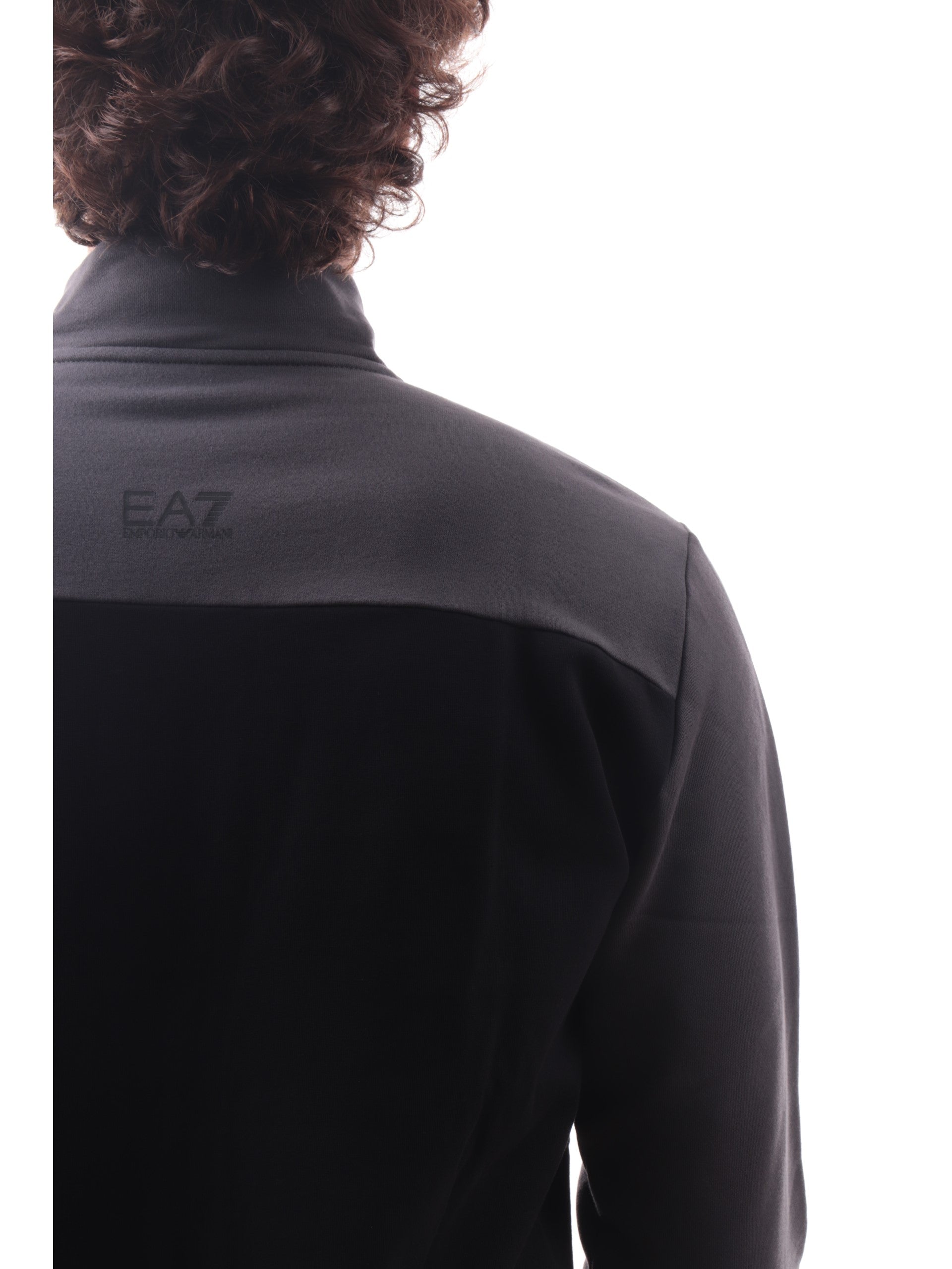 5d8fe0d8244f955175b17cf03c0b08b4edf33699