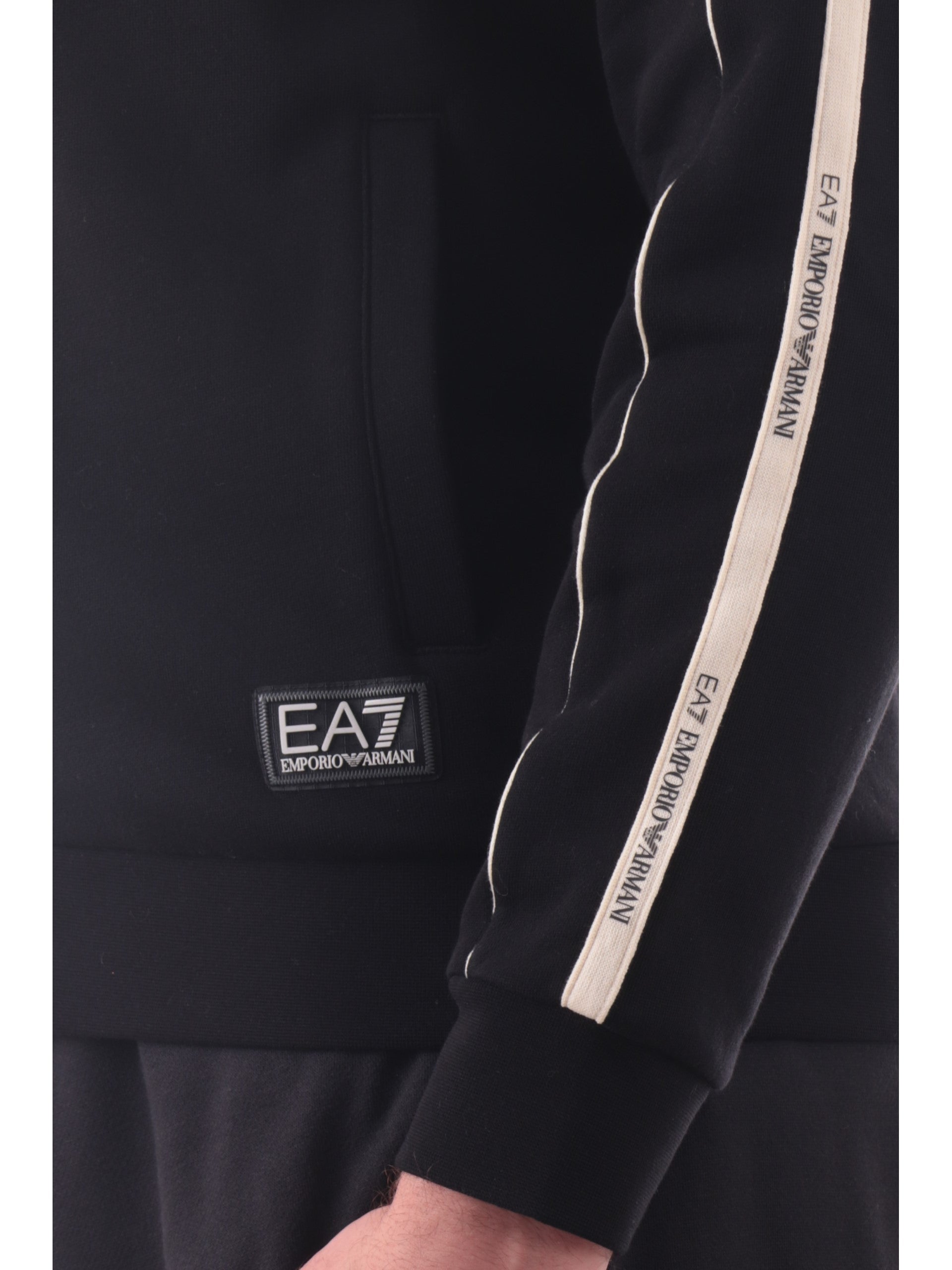 91e3f1b124fcf5a1e9be32b8285dfc093488b0ff