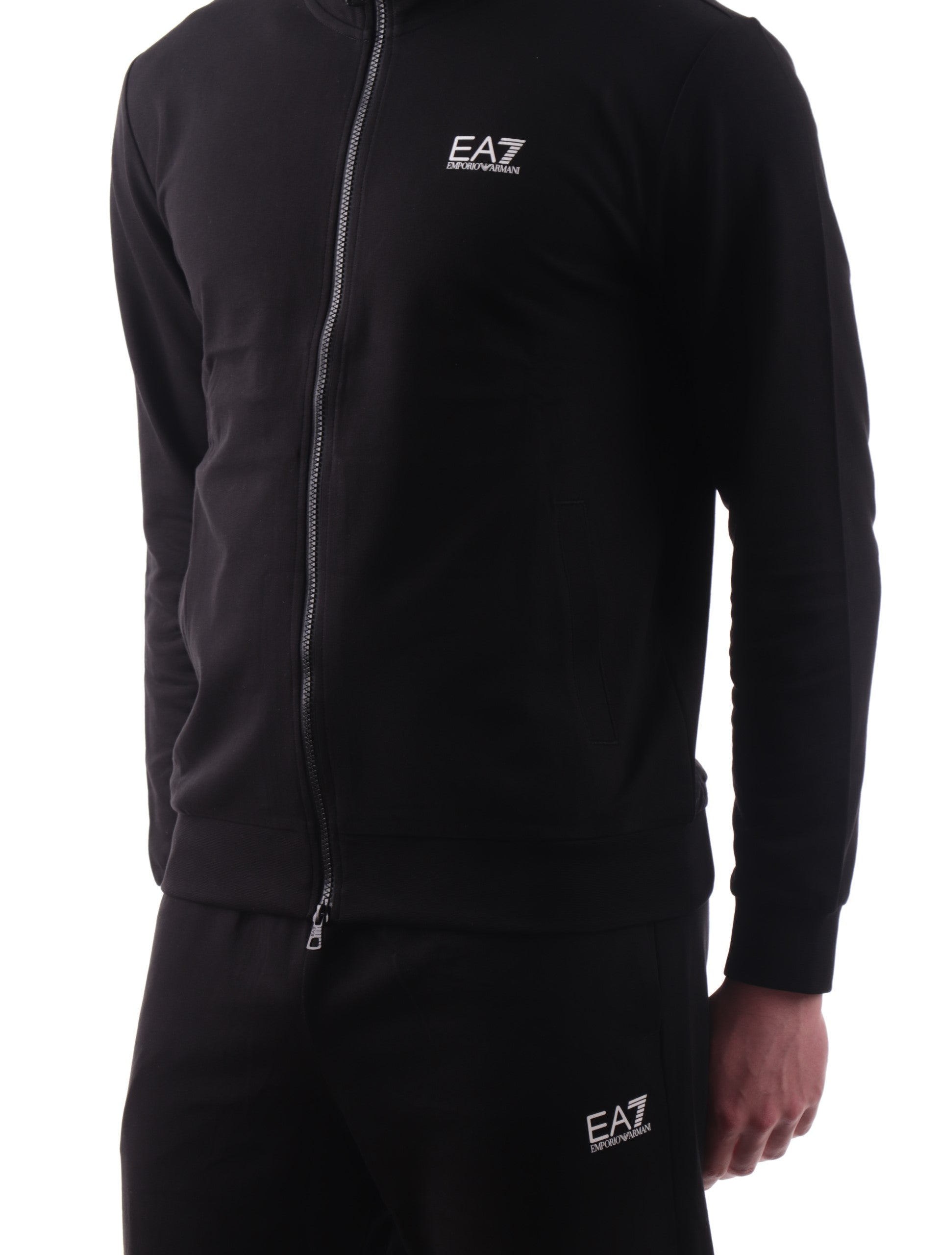 e9d7ca563e8500c6086adc47053428d7af621b66