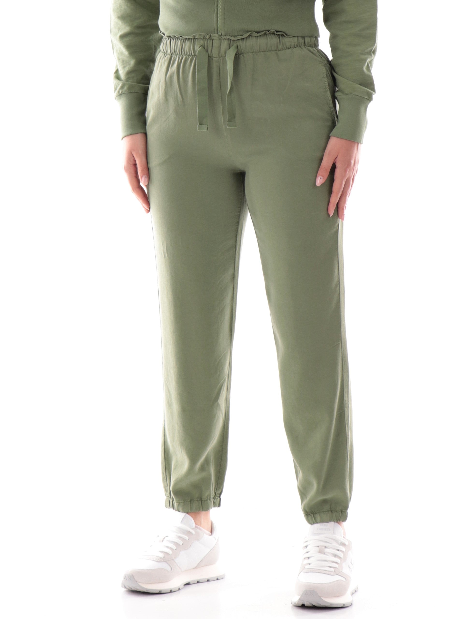 1c80109b531c45ec1fddaf6e9cf4d36c8de12e40