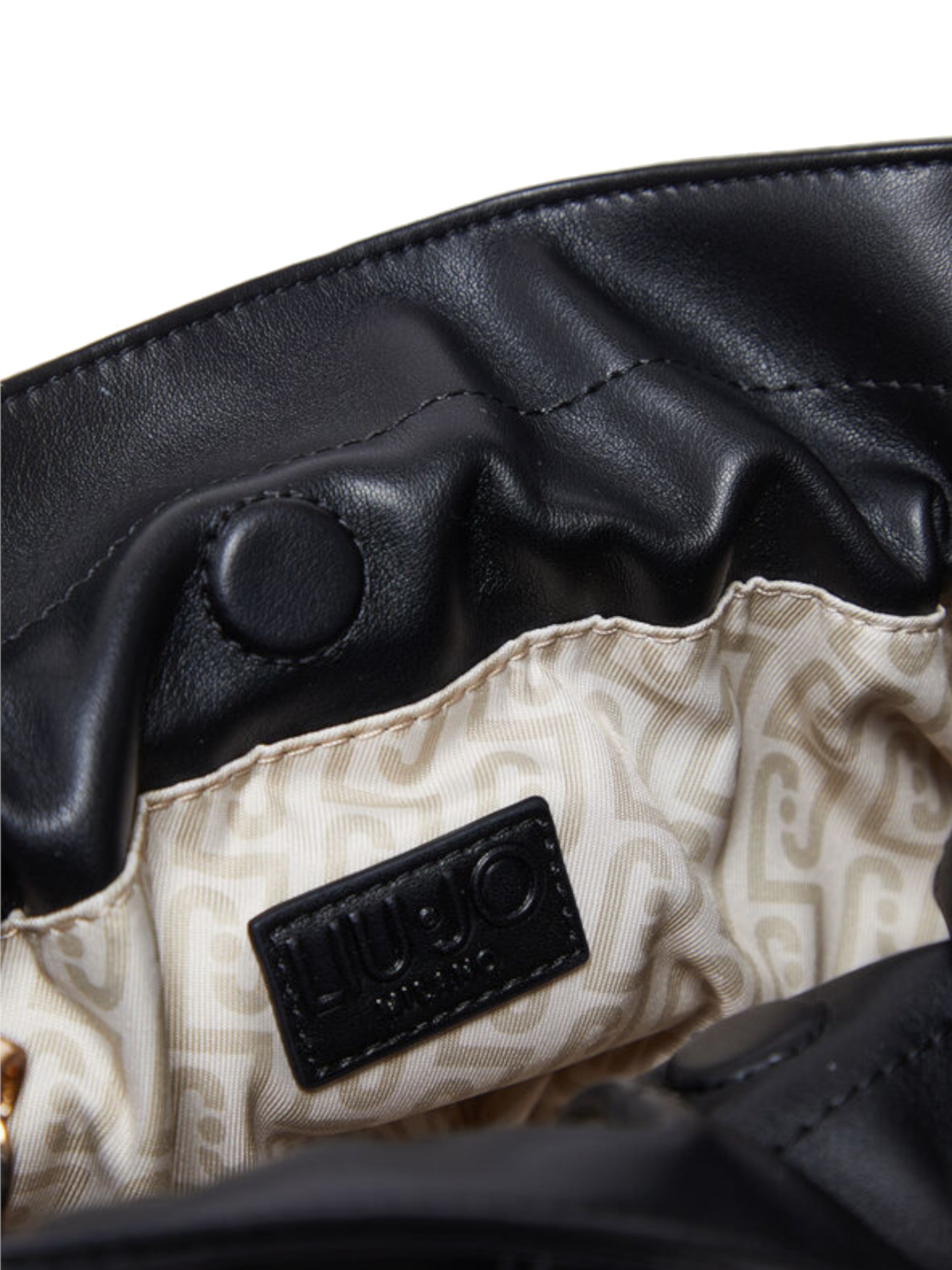 3e4079a6a98d6f3db525411f0860cfe86a3f895d