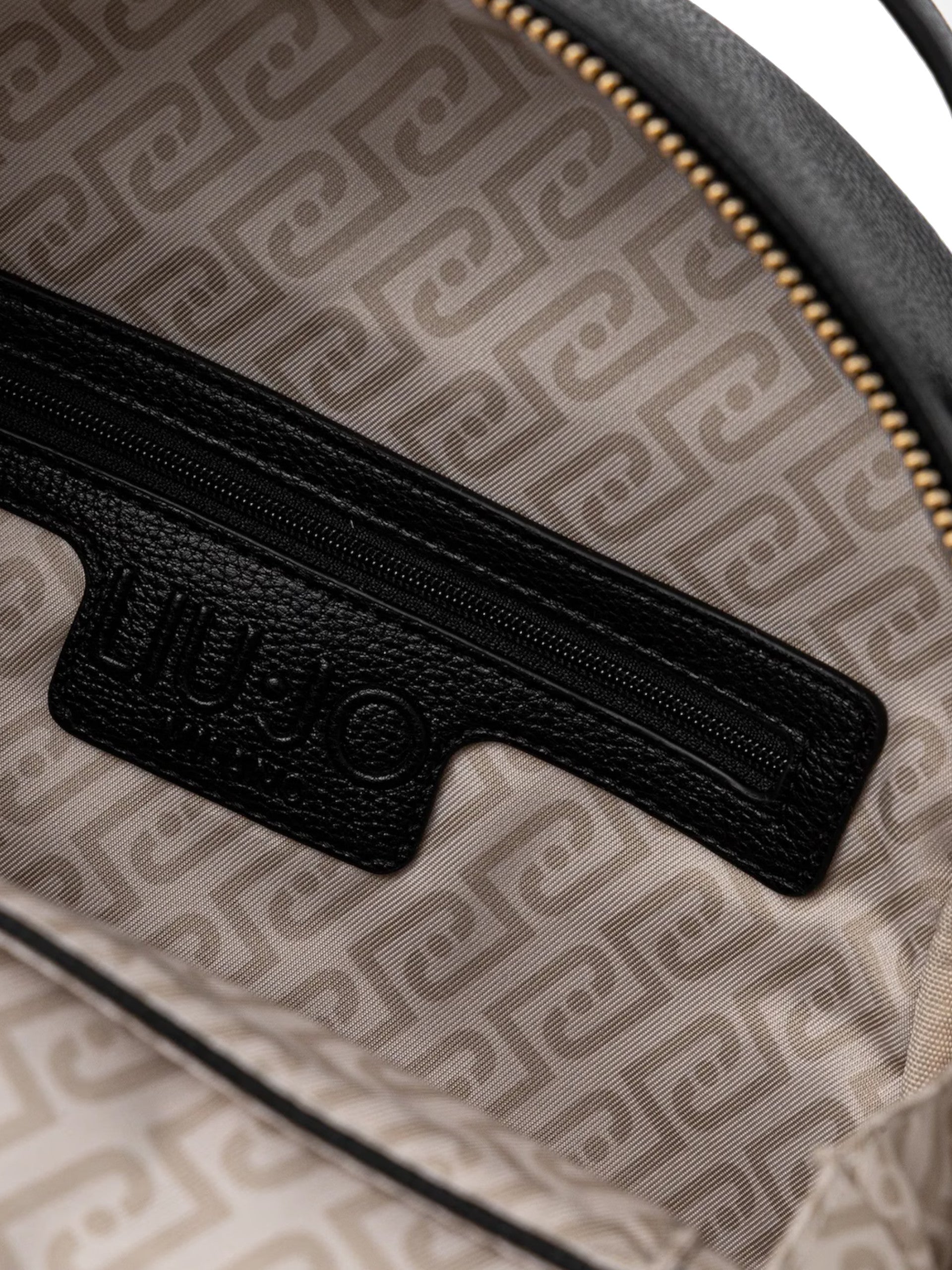 70f774f7df150cd2ee7a77103358ca499325eb10