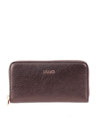 c6412b752f60958342cd094d12a651143c63d604