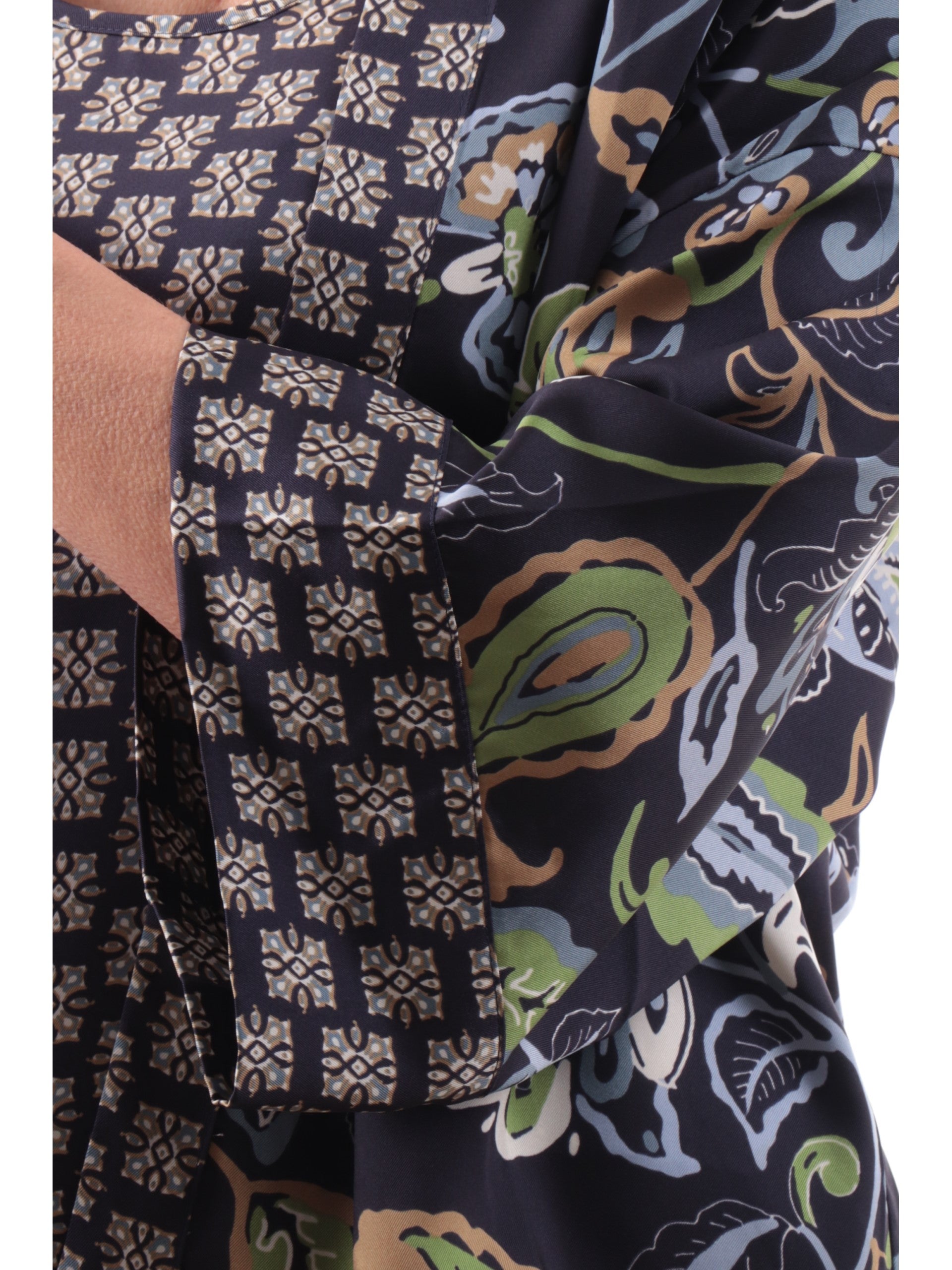 f4199ec3d1c5f054972b98f358b32e47d586513d