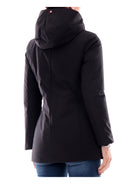 c70e2d15a1bab9e7e3a796e83c04146b0bd4284c