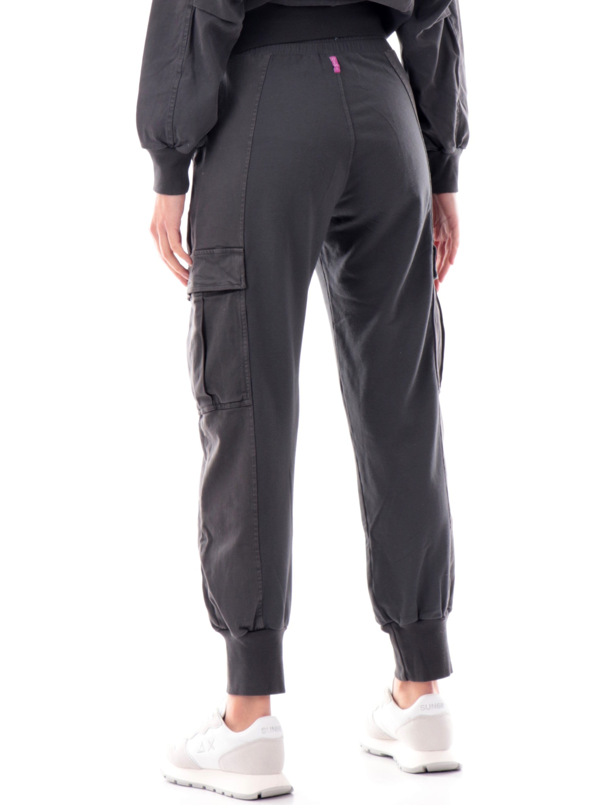 d697502cecbec4926b0606eb0d9658baa7eb19e8