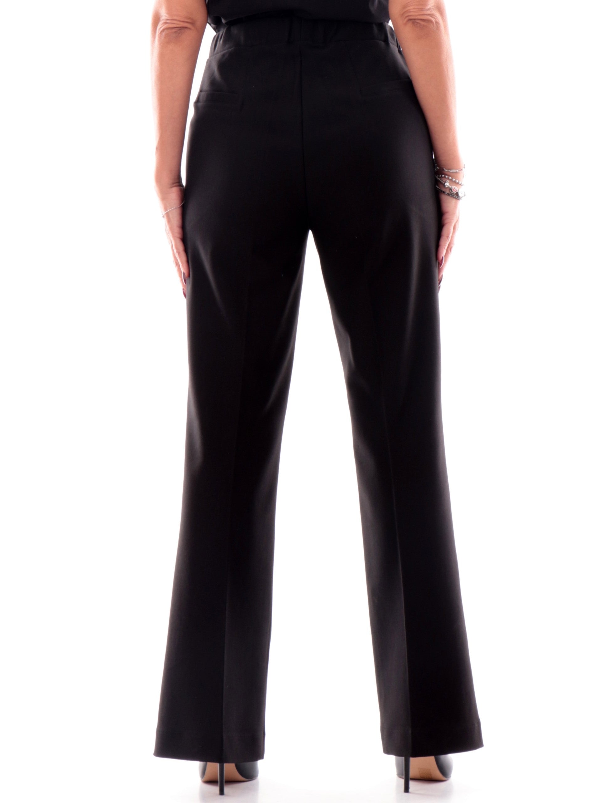 ee682dd6853f028e49ec34937236b0bb9f6f3aee