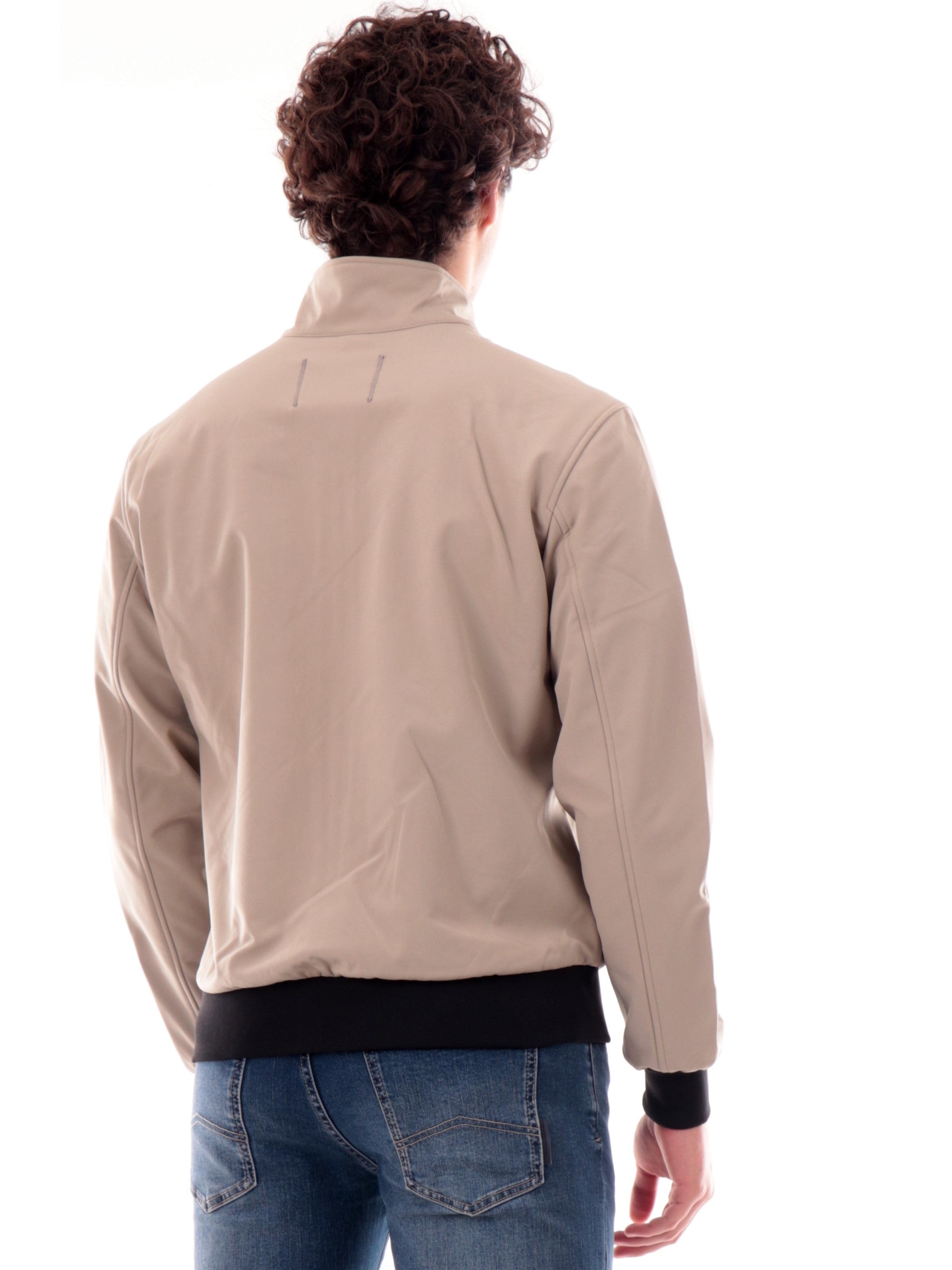 6f9b470670666b8db41434e33928510f2ff5ff84