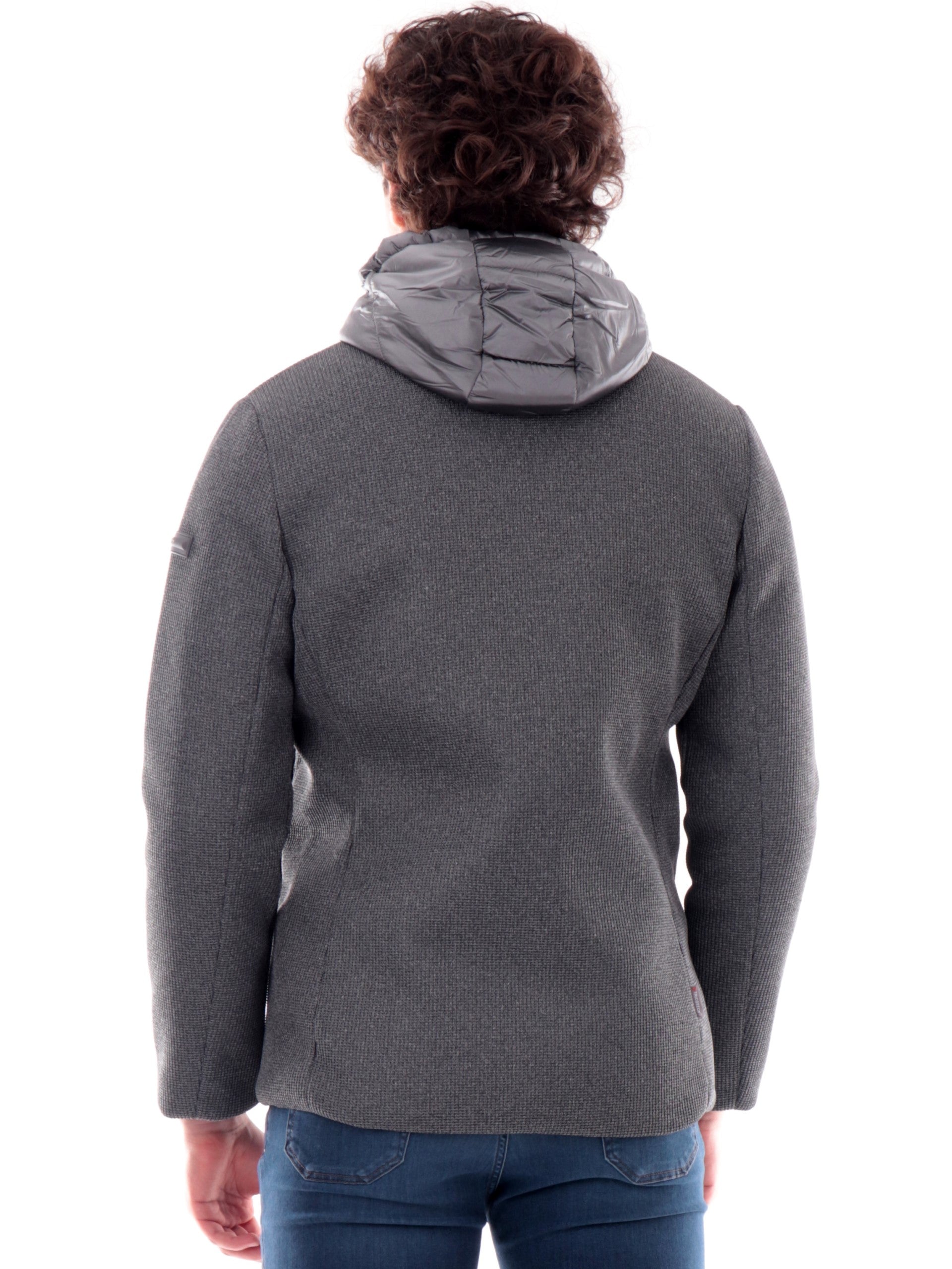 025edb9cb6d1881277abc5e1fe5f42ad64d928ff