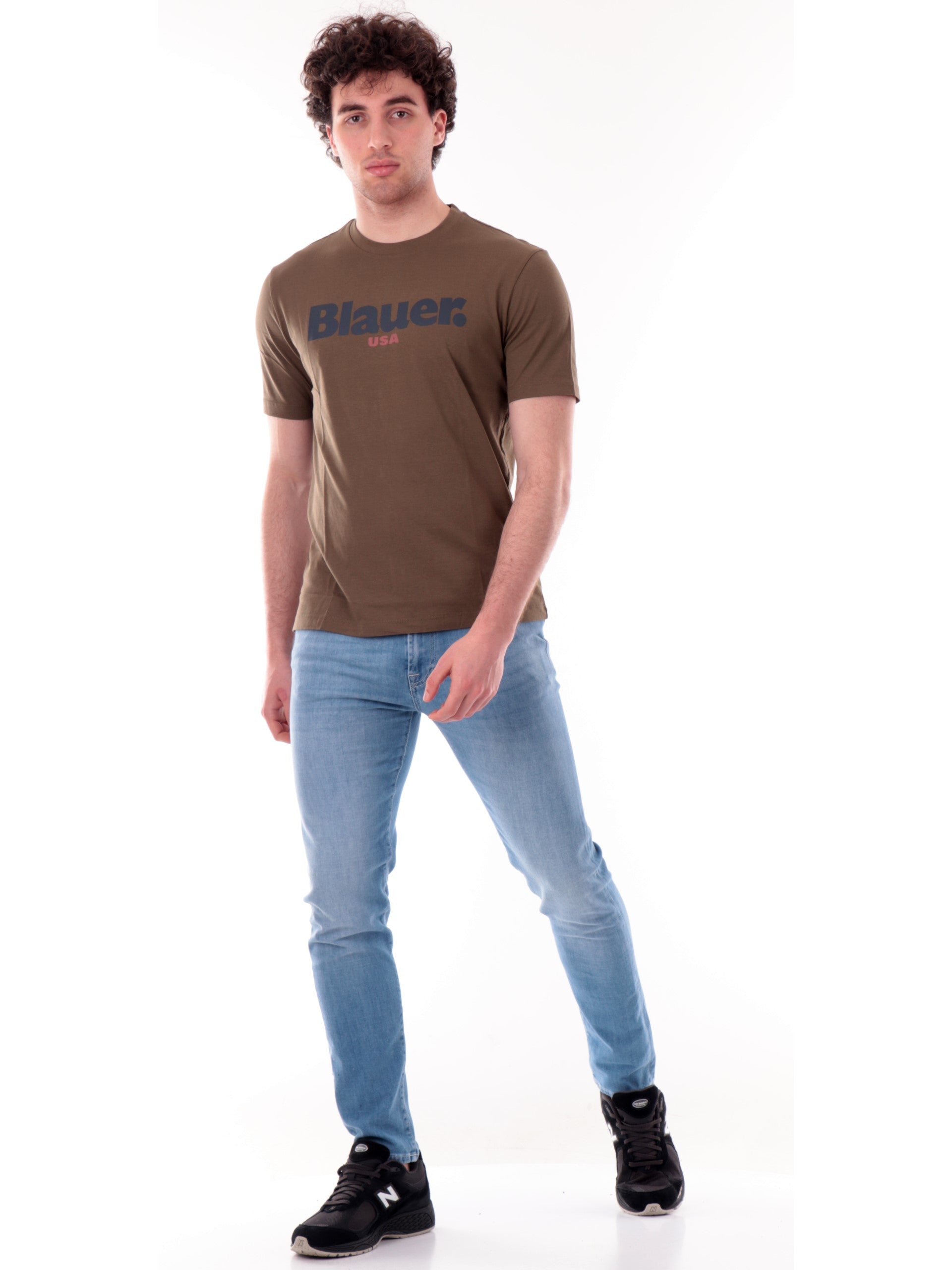 01fd19b6219fb5bbd248425bb59c562fb52ac97f