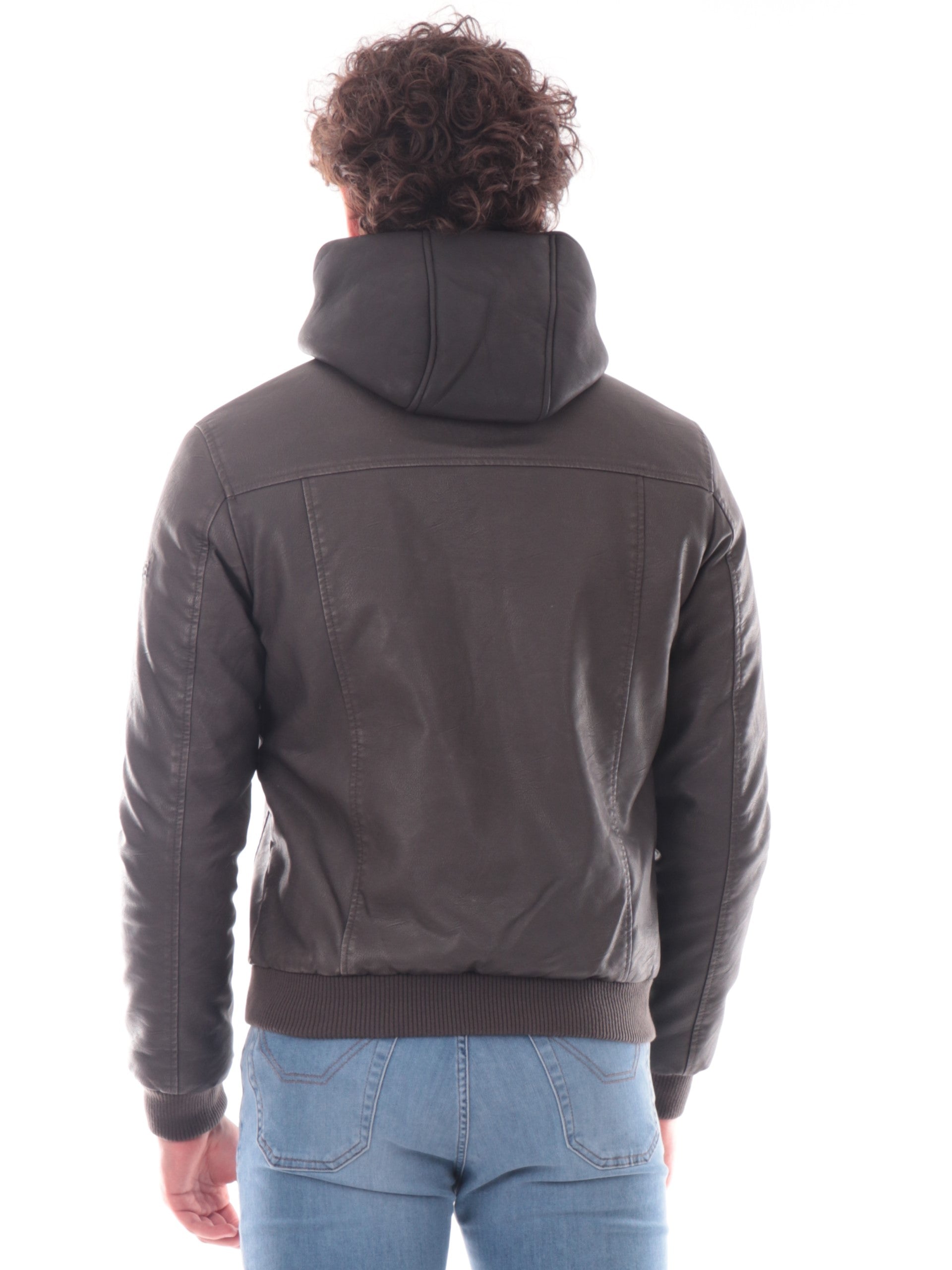 8f8d888447b3519bde47c028f4f8bab3dda37a9e