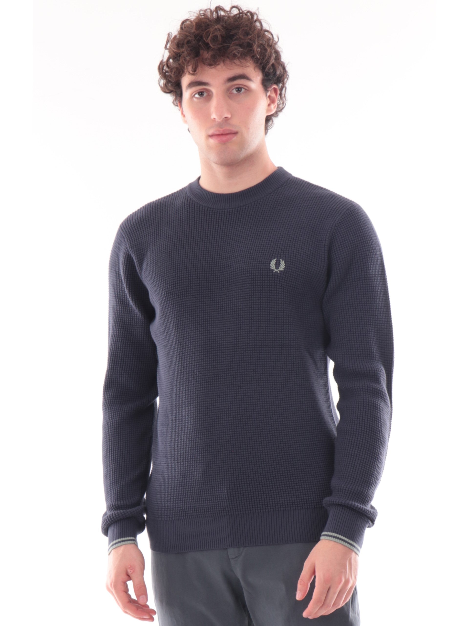 b32bdfbf118db62d7d7a64236c1805718e1964f3