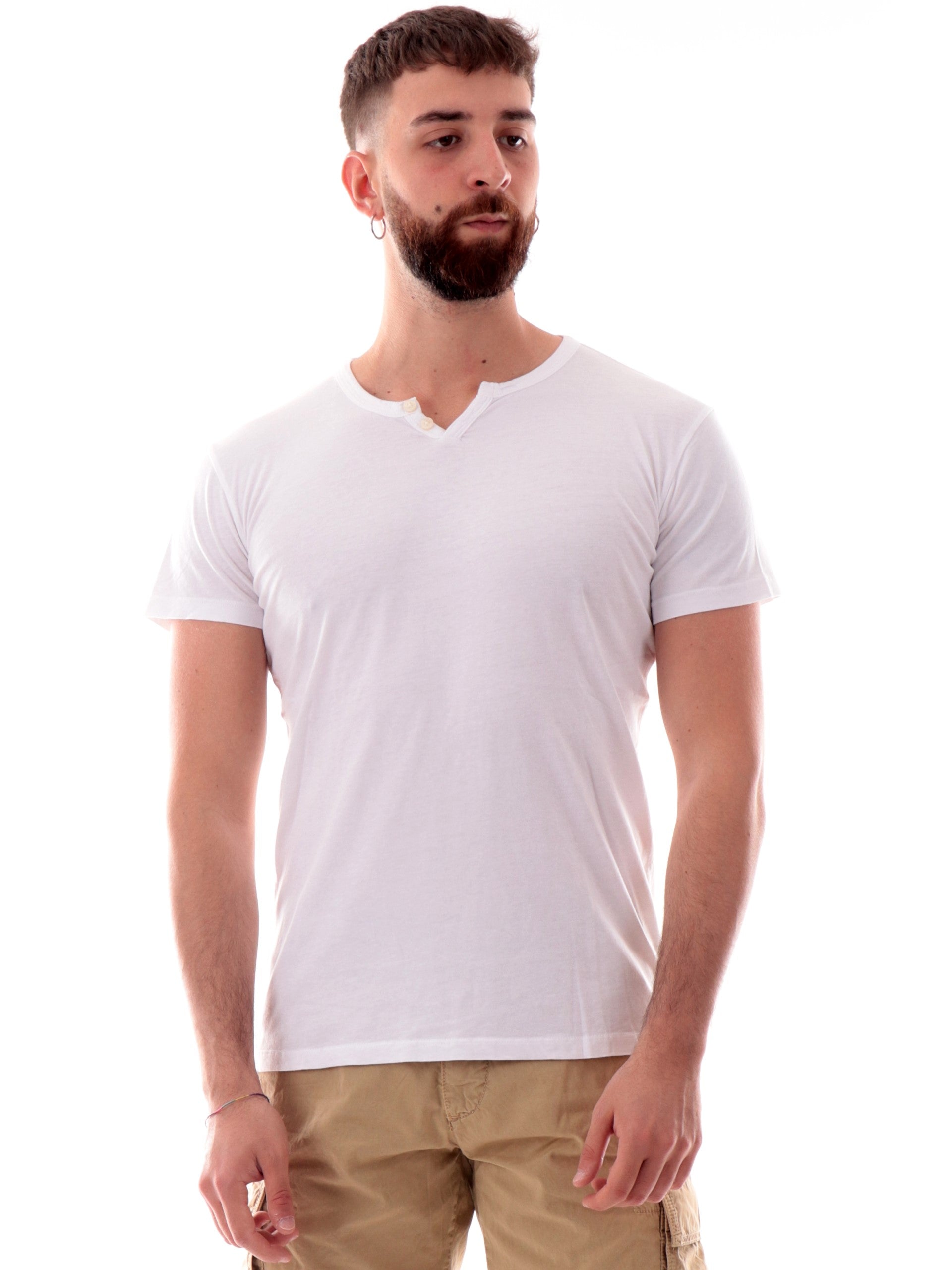 10c6e97b2a6c773c4a8a37ca25982aea3dc9de0b