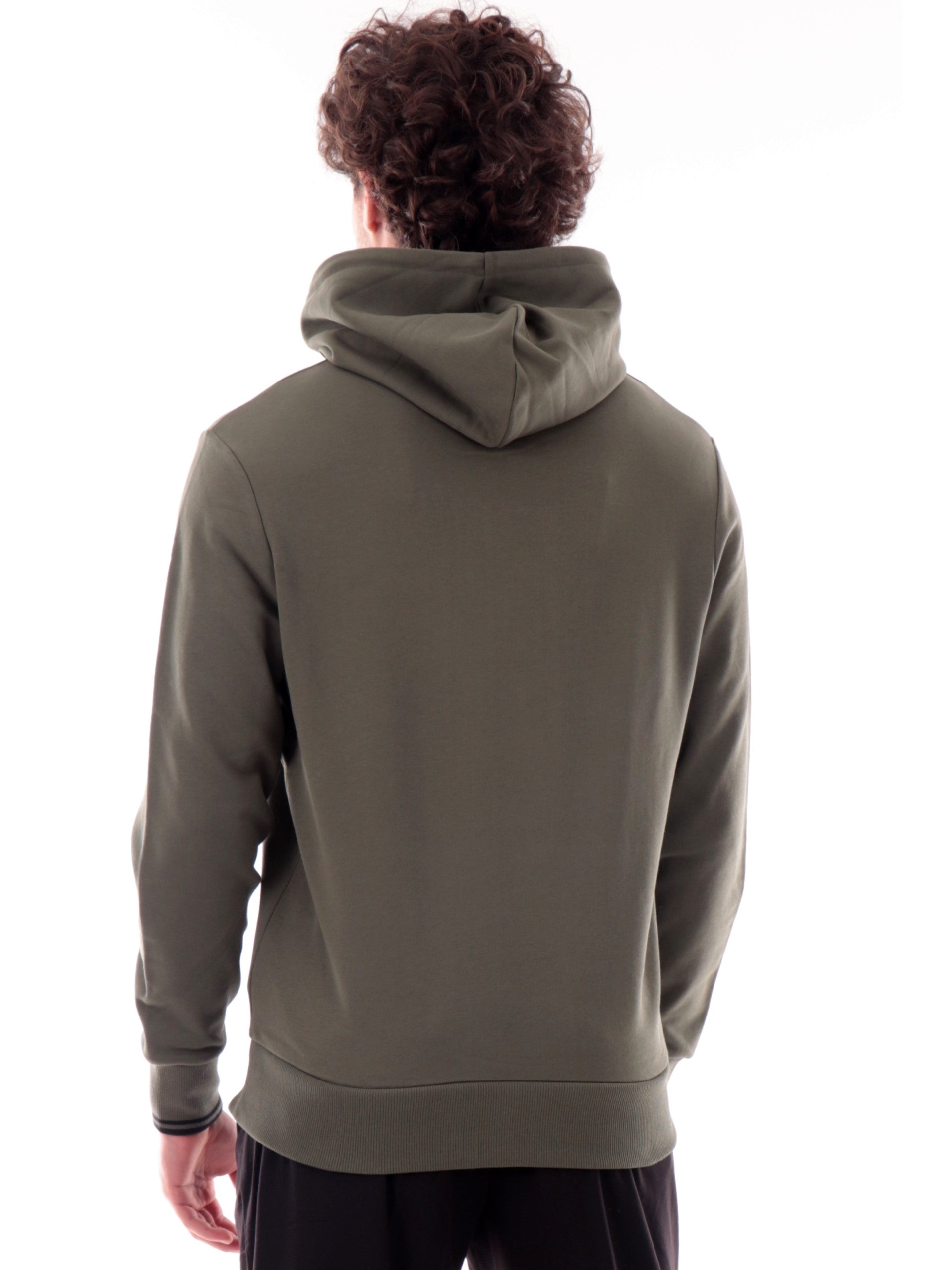 8f899884d6f6dbe3b4a05805b9a3548e67c24225