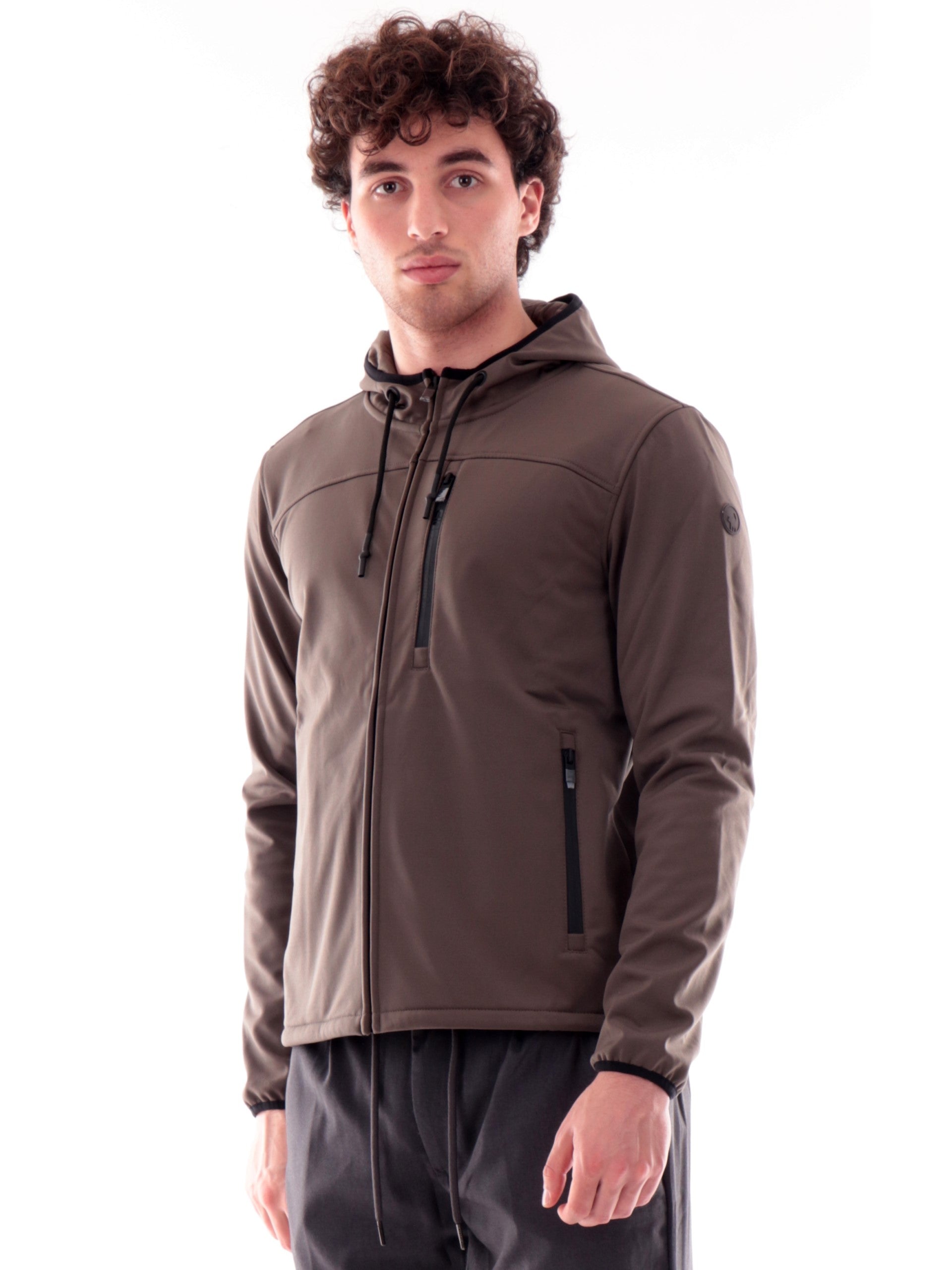 4b733a3bbd0c83f64c1b8cf6ce6afb763dfa4323