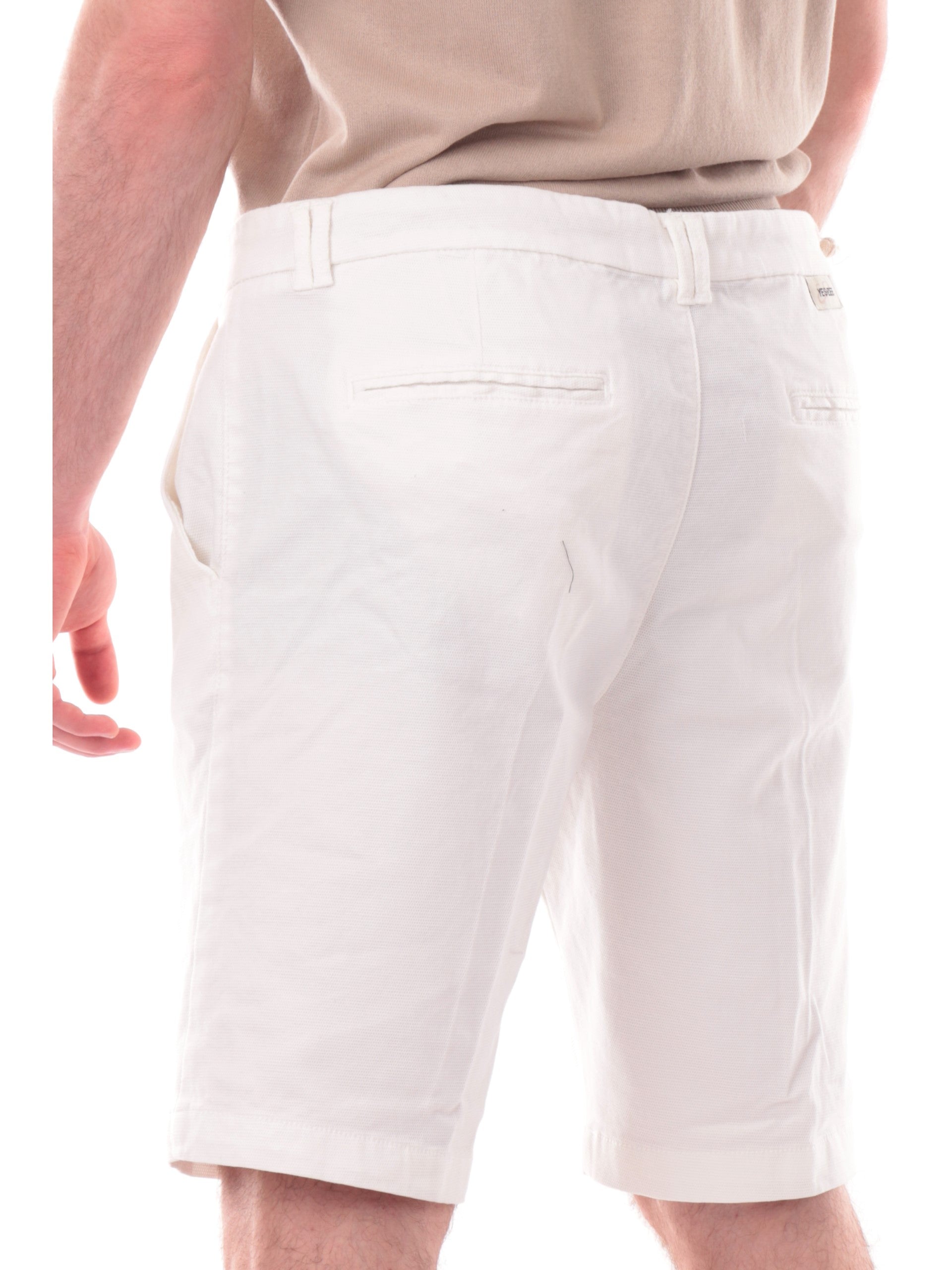 330279f2ae53ec6c8ba5ed2d2729aad88de7bffe