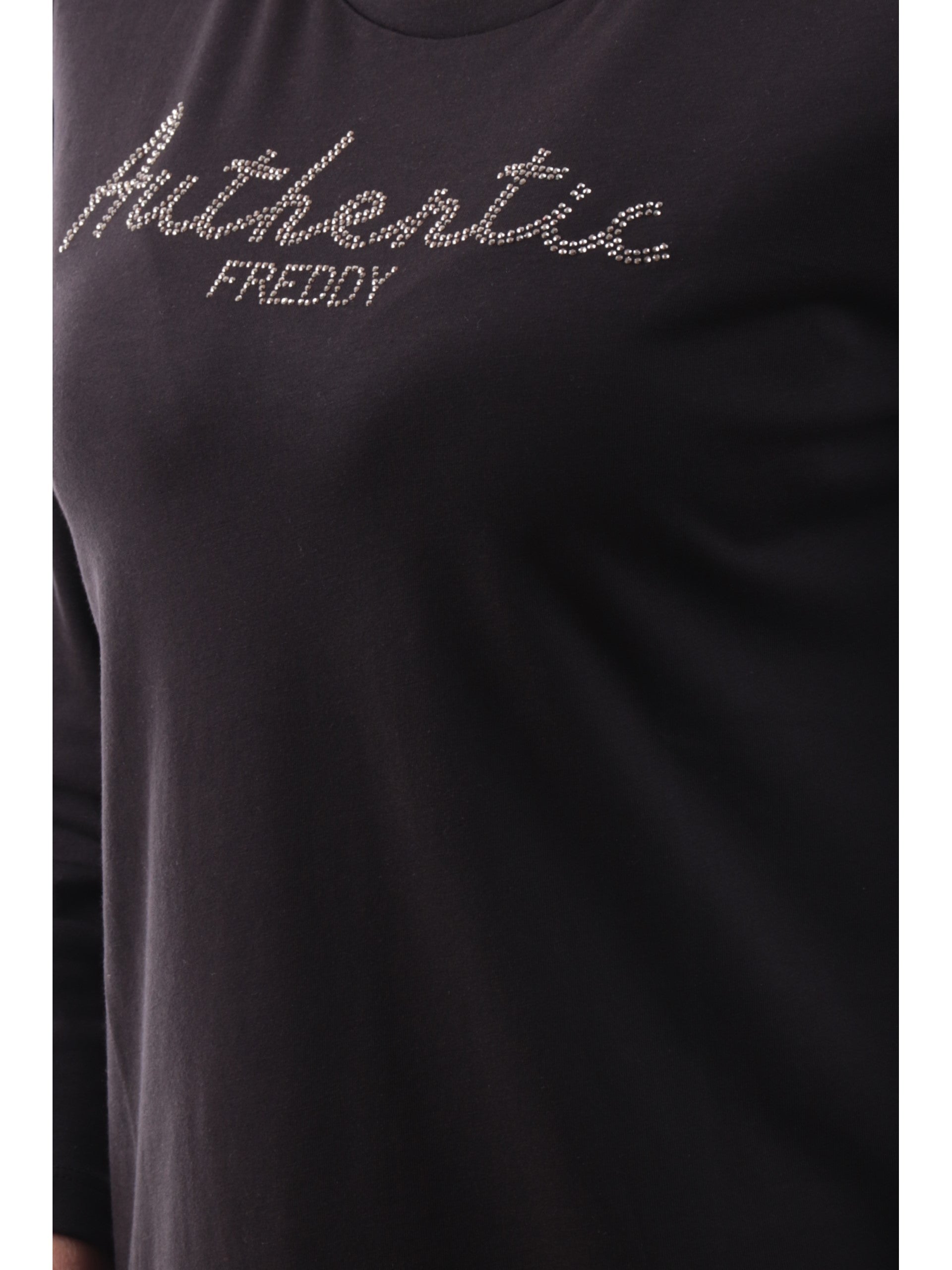 c7d3d8d3a09bf94a6b21abb00b987d6b0eceb561