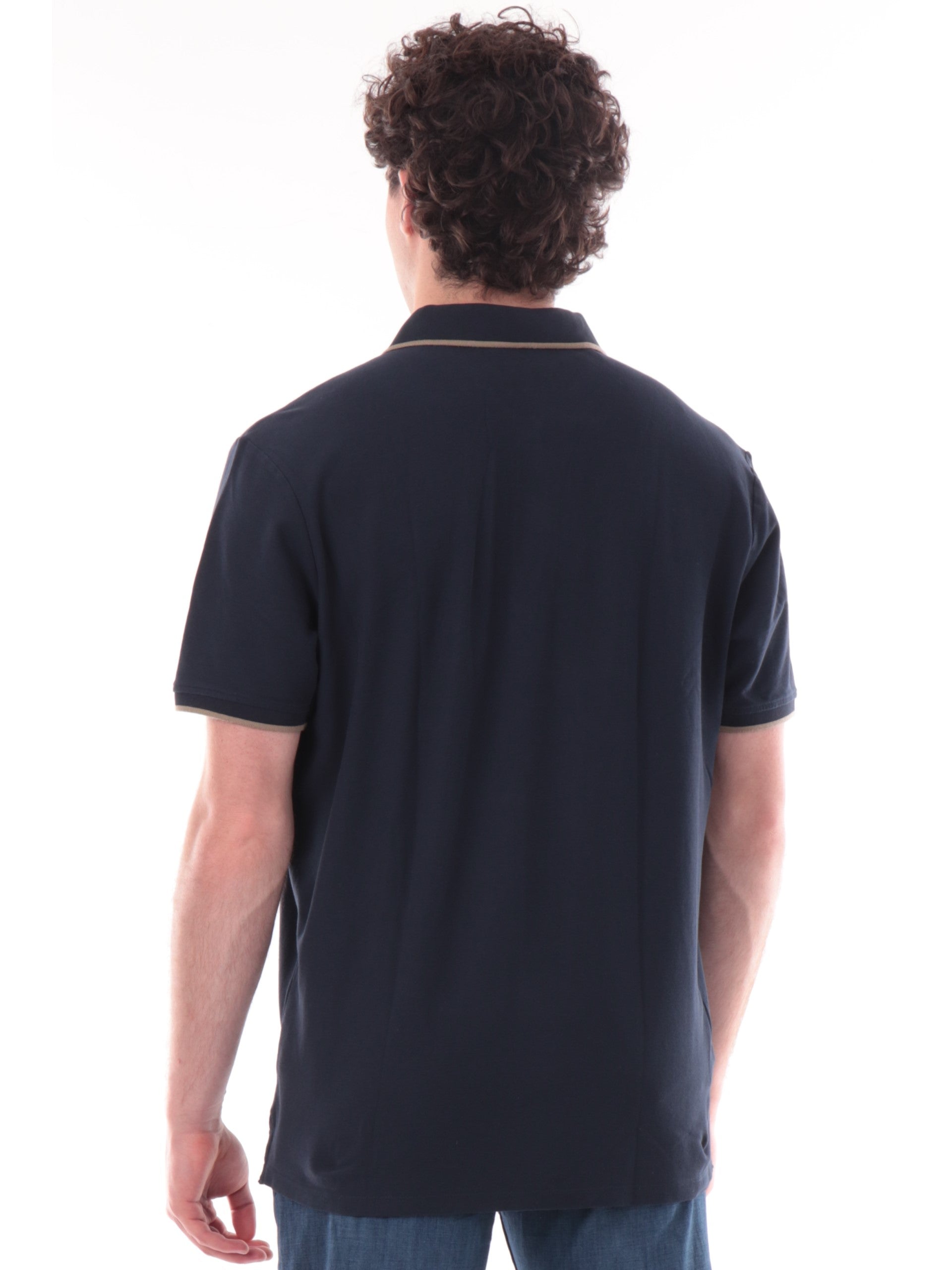 a320b27942ad589df838ef8255867379ab50fffb