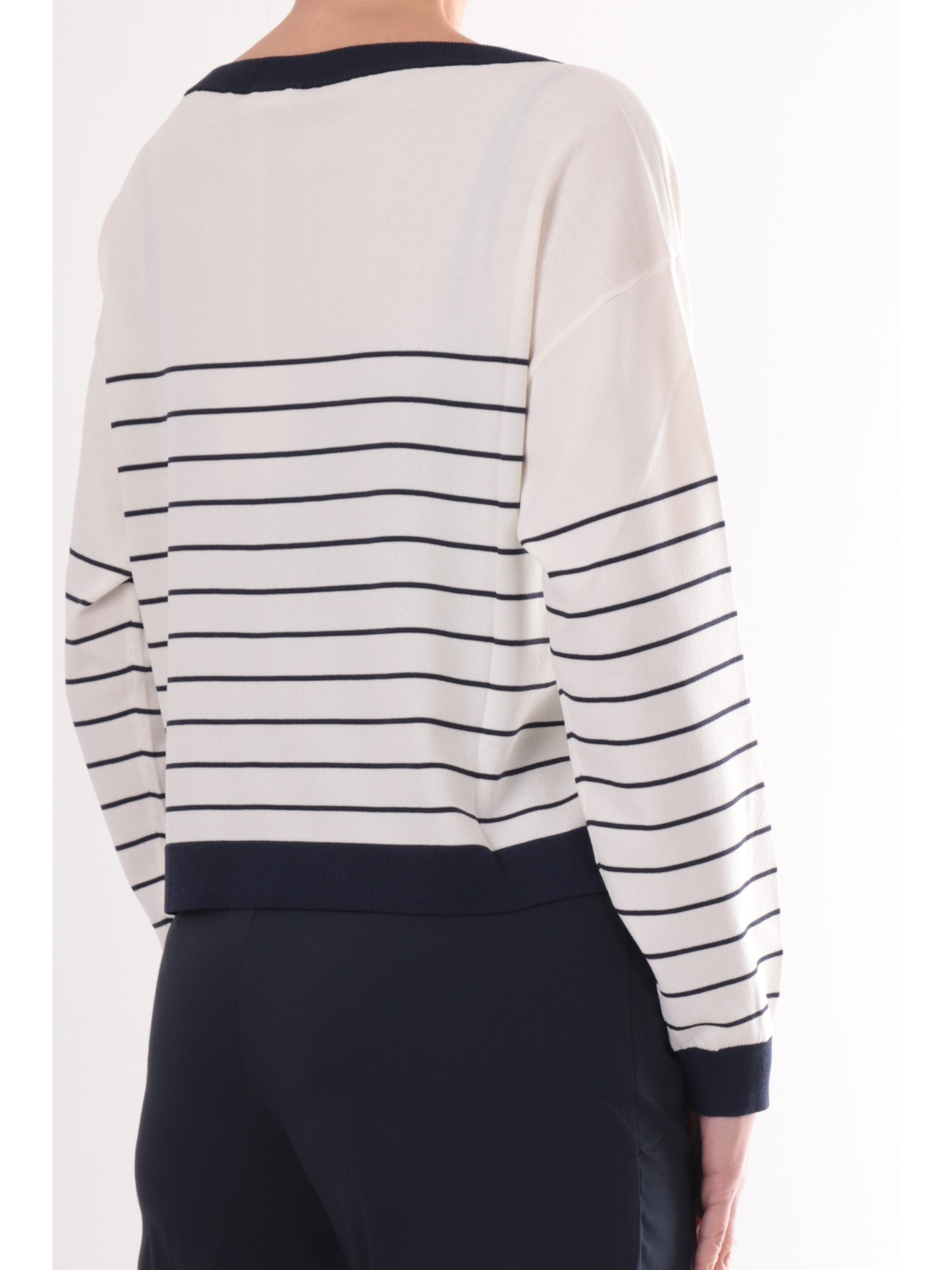 fe8e03316e22f963cb9c17408f7845129da28862