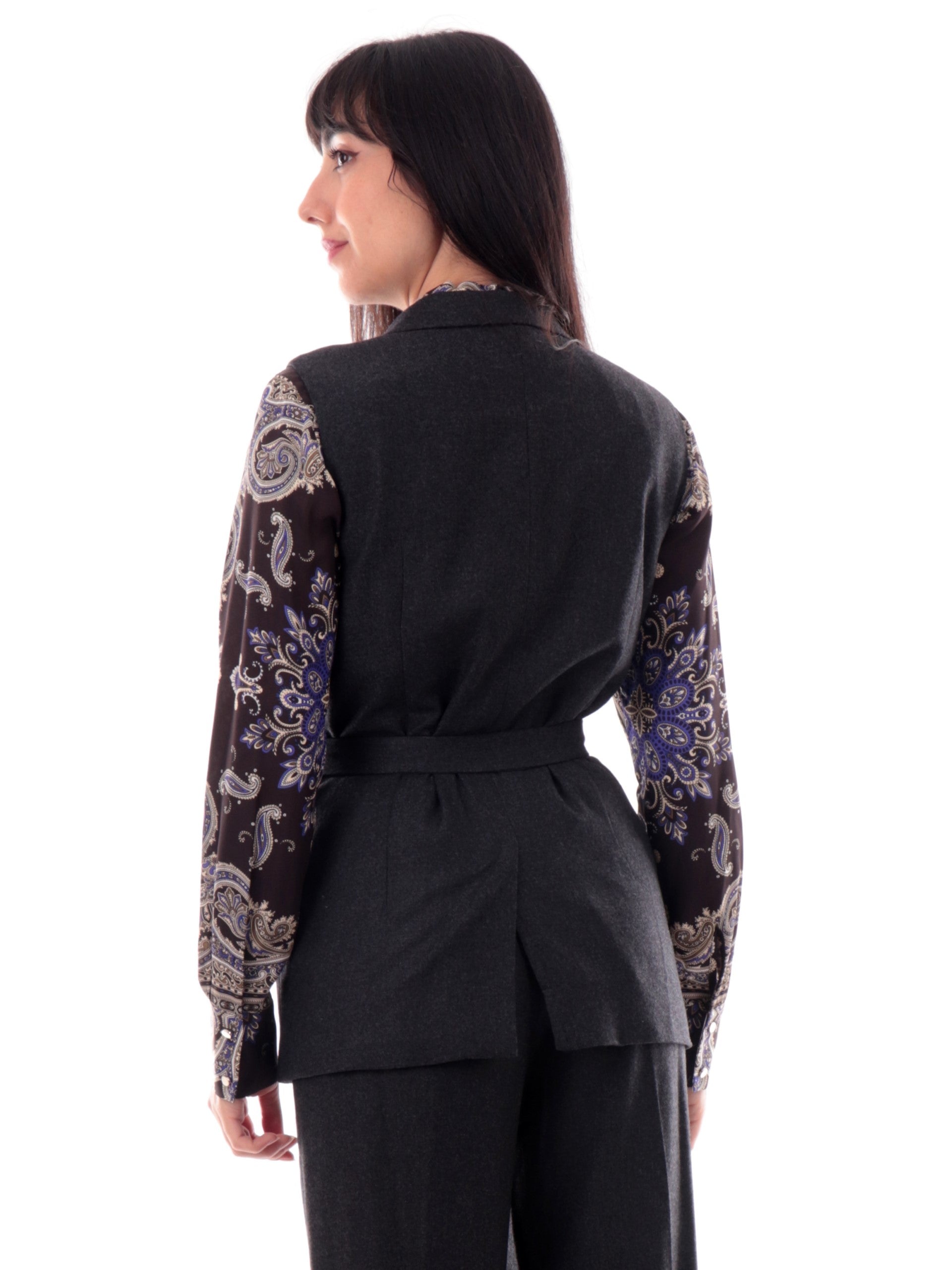 ca2ae8ec4b21335fc00dce381fad4876c6b209f6