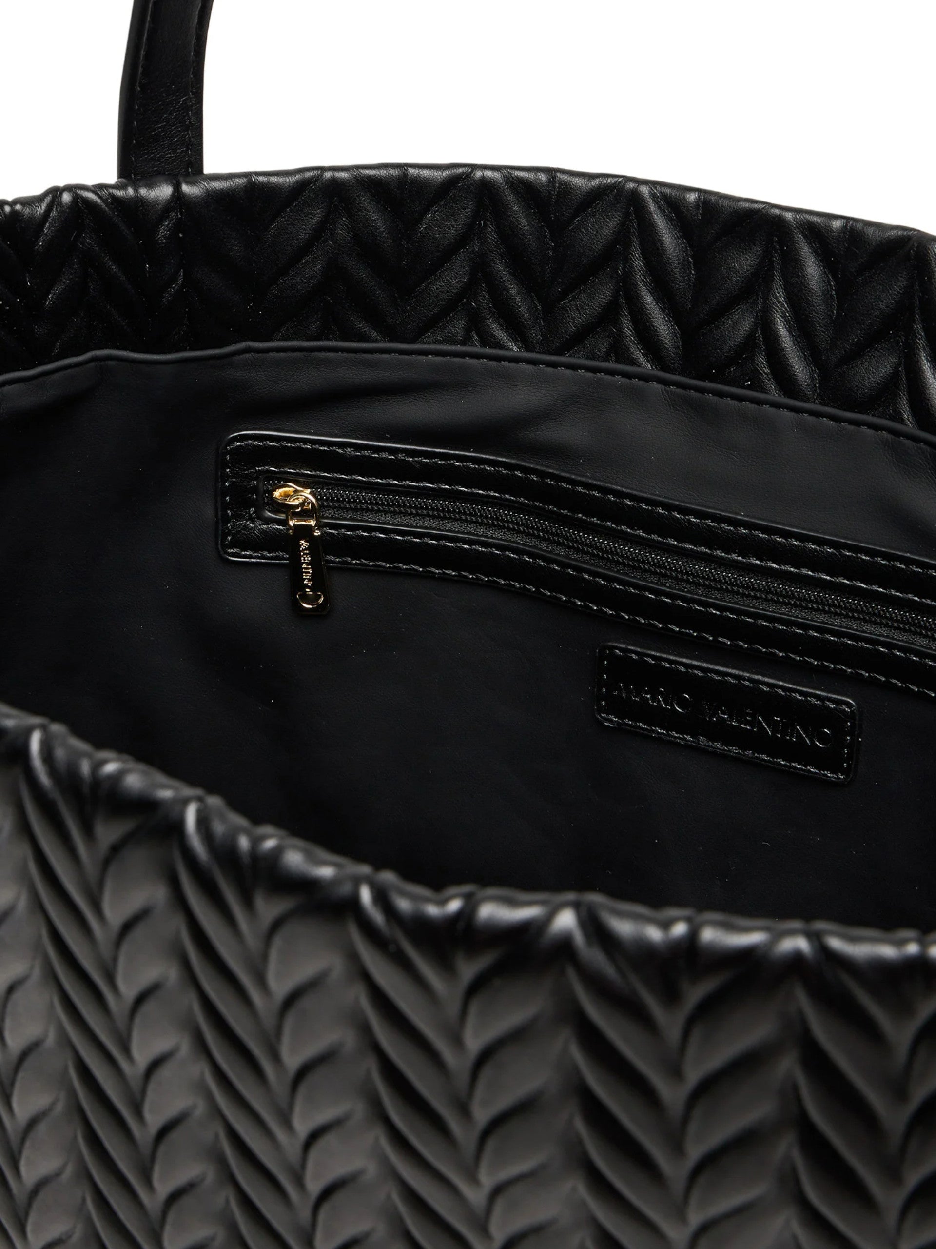 9550bd78e572bce25dc1b55901a54a27a08bcbcd