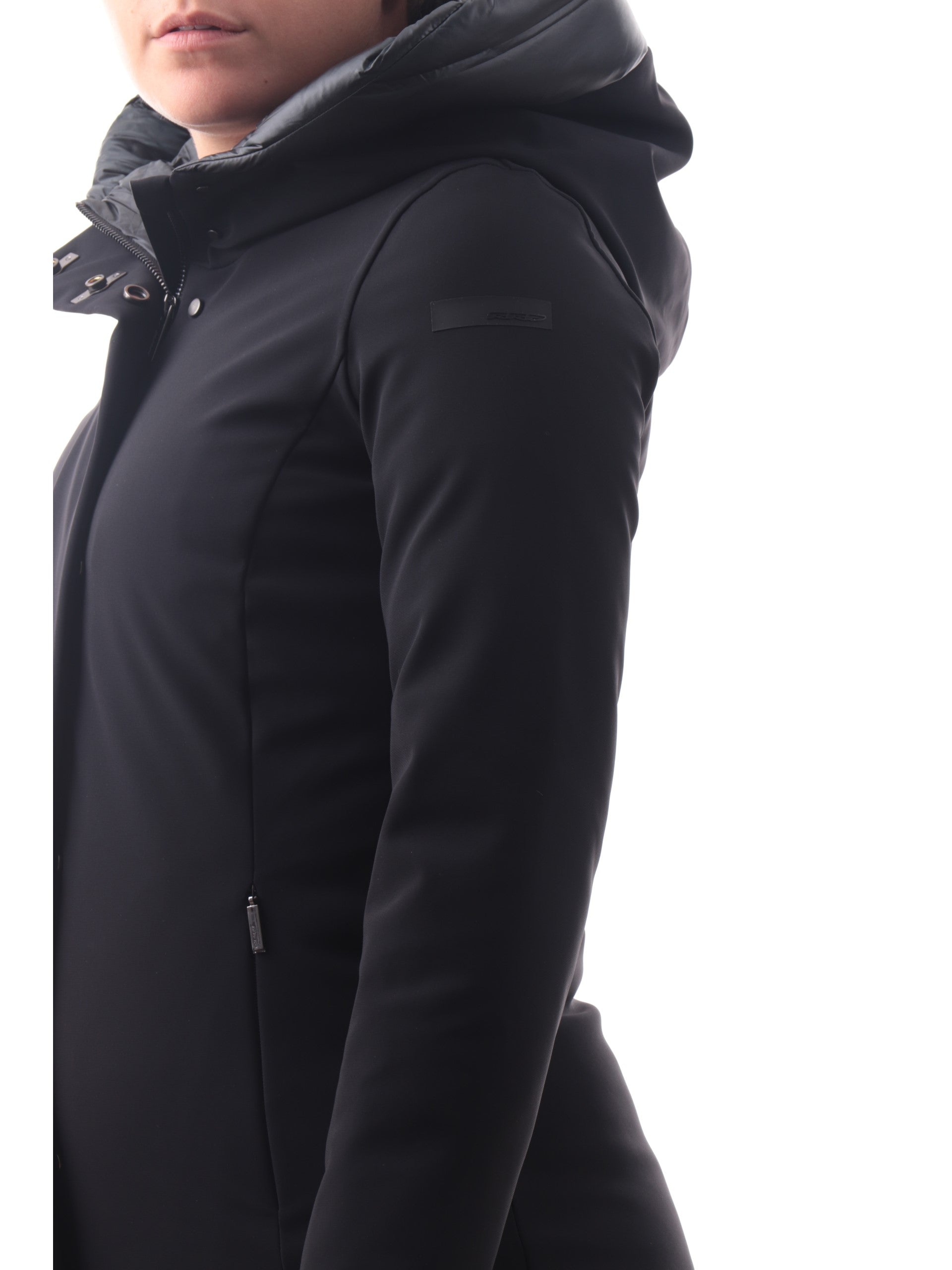 6ec9d90e725a5b4cfa64a3bbc75af3a87e1556ad