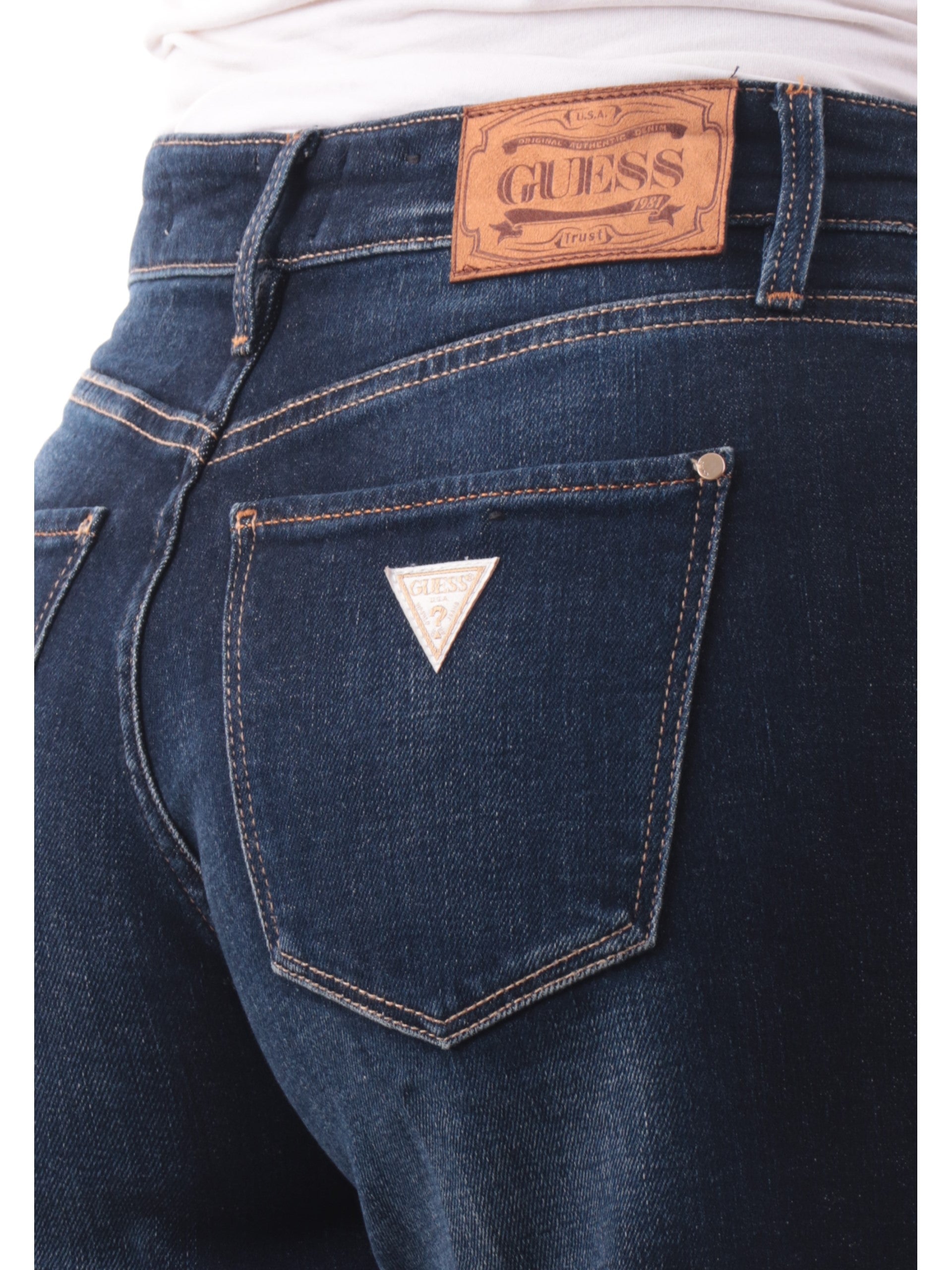 765b524f97ade21f23280fc6922af12f62e2d815