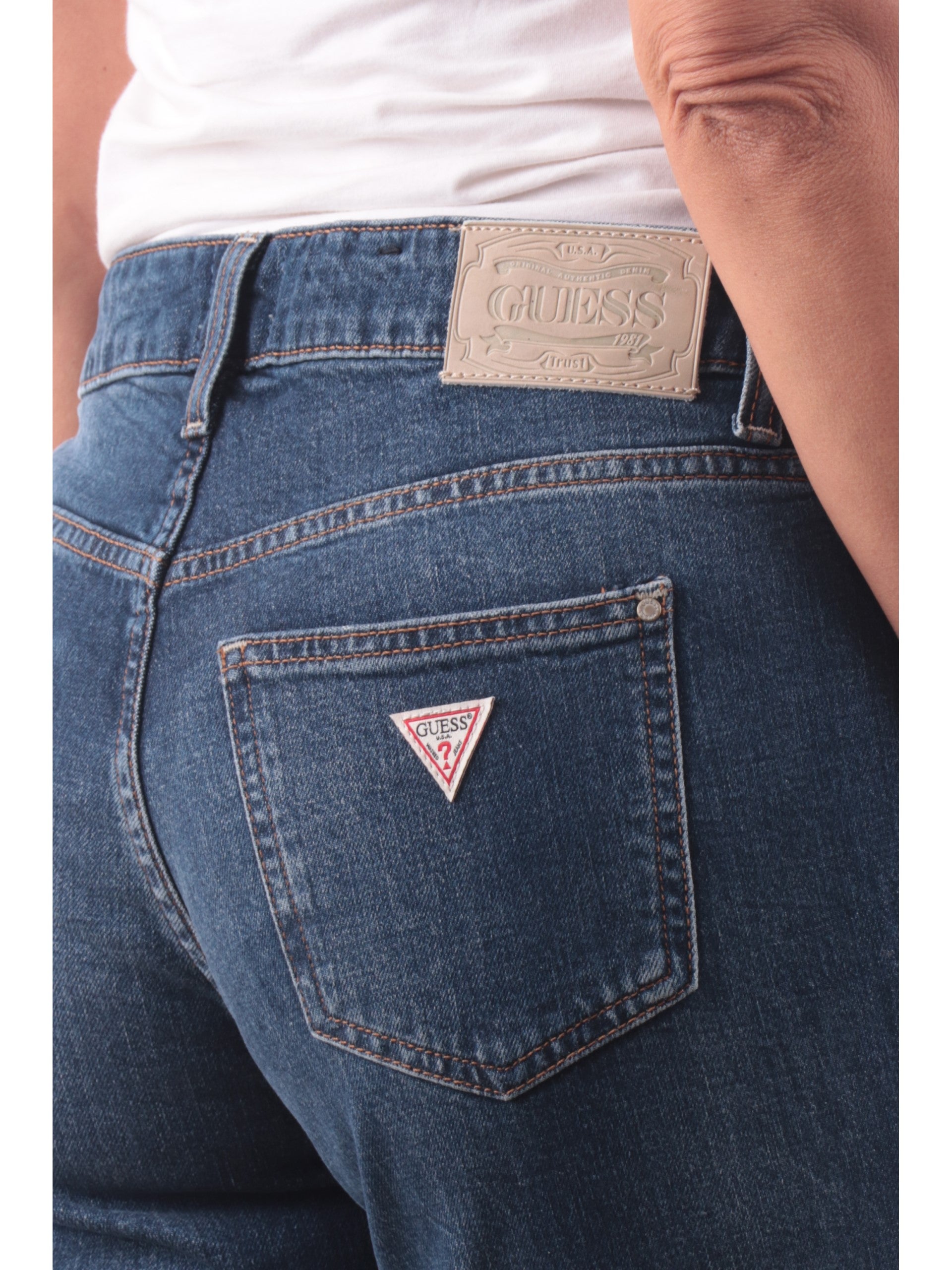 df172e534a1262c35ef8a8ad70fb7adddf7f0d96