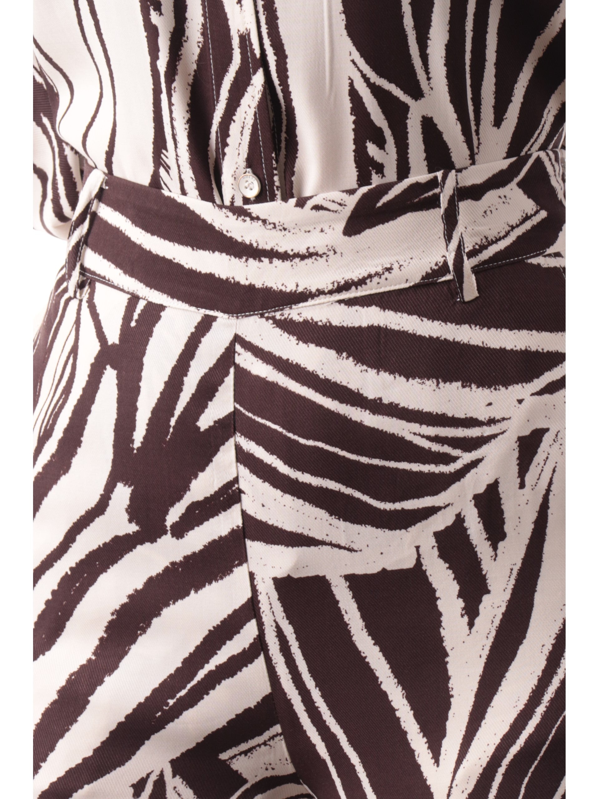 e66bf85e8421ede355410b853f3ca58873dcff95