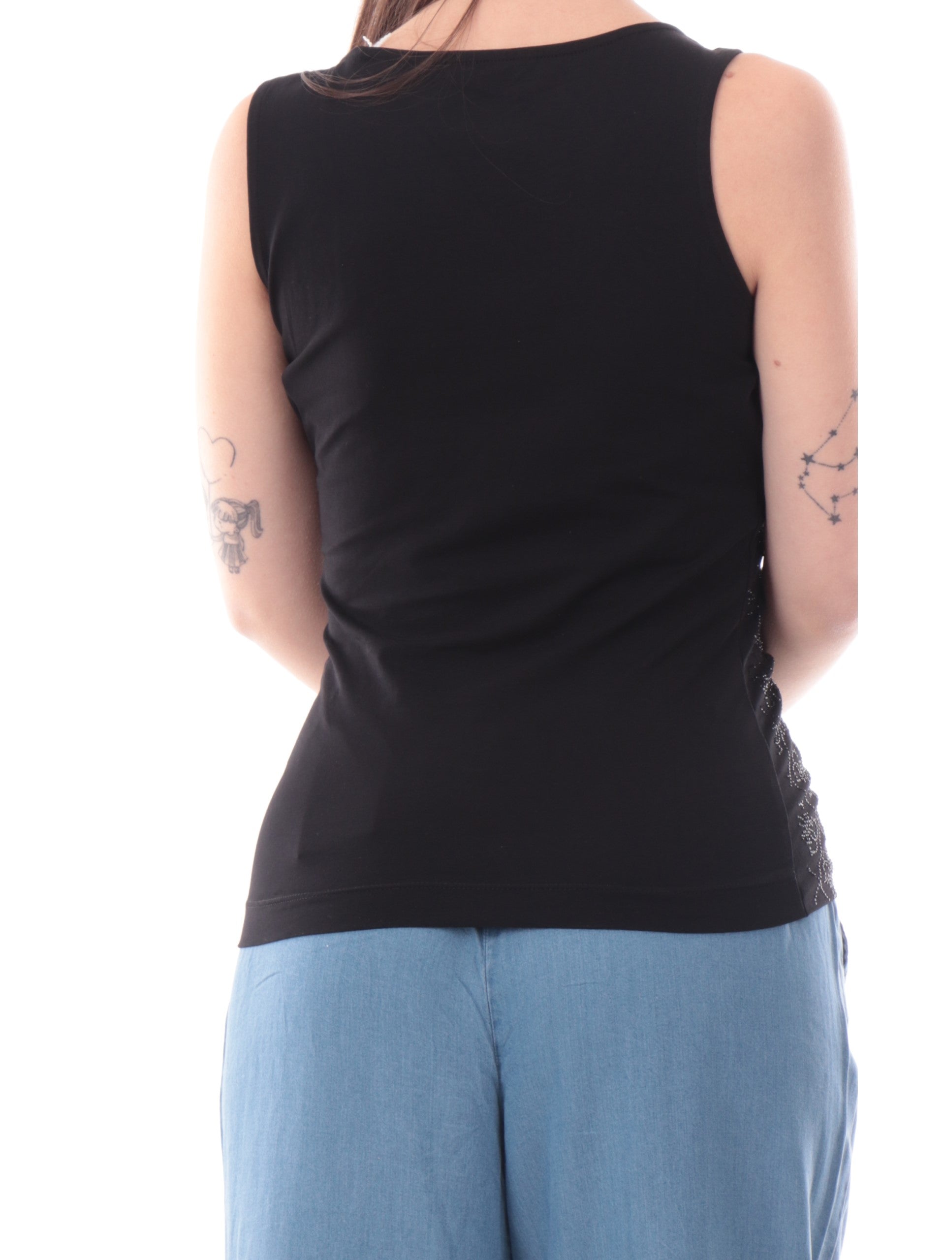 d894e8193628f2299011d78f482b8b89915c483b