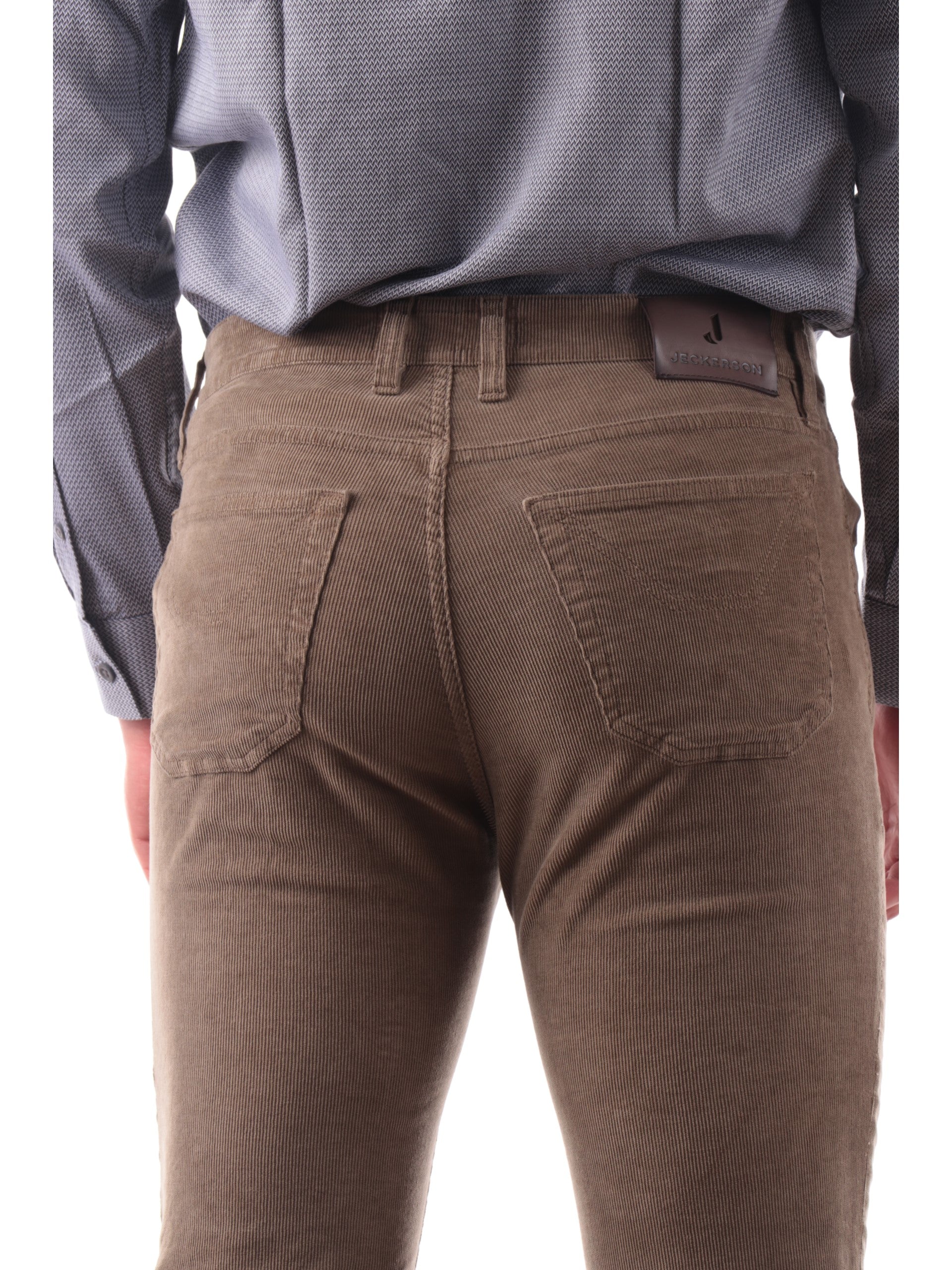 ab160979a5d0263941358ea8eb41d2122598fcf6