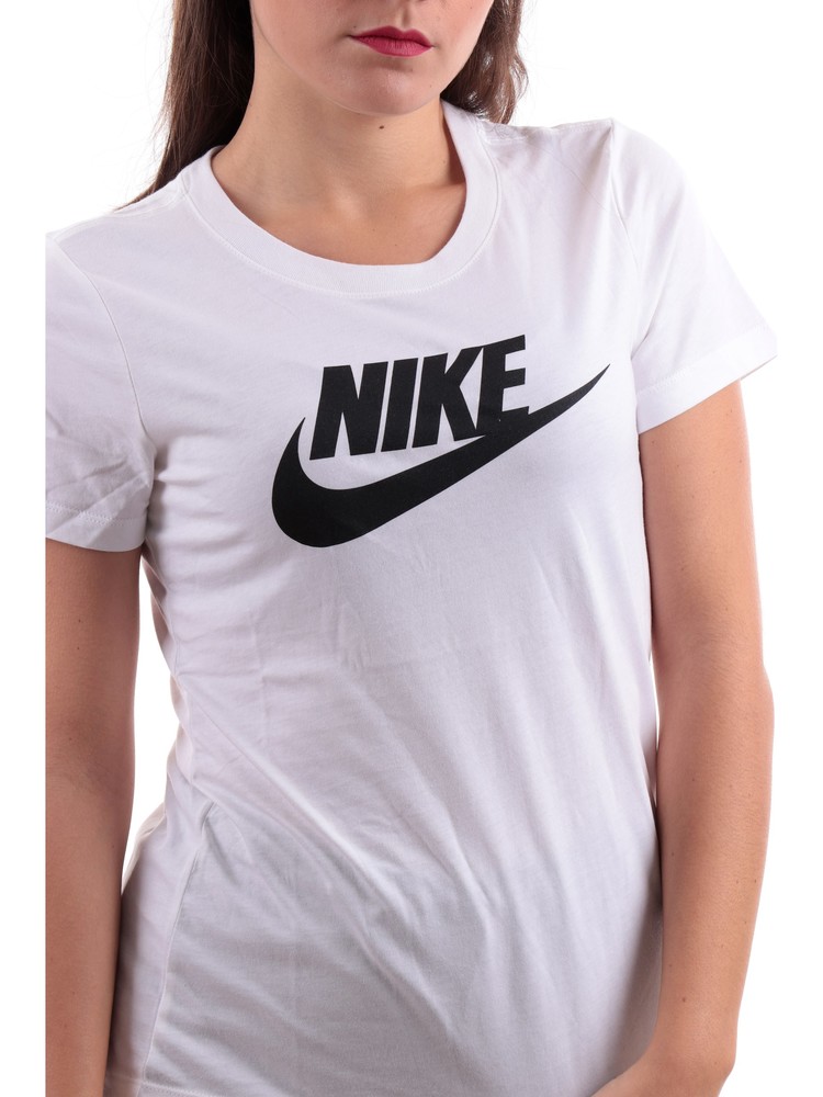 t-shirt-nike-bianca-da-donna-bv6169