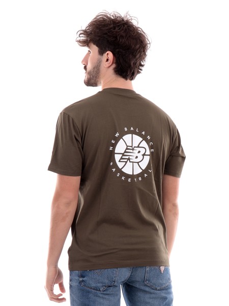 t-shirt-new-balance-verde-militare-da-uomo-hoops-essential-fundamental-tee-mt23582