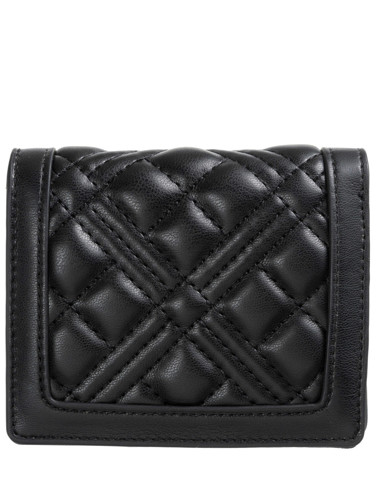 portafoglio-moschino-nero-da-donna-con-maxi-logo-quilted-jc5601