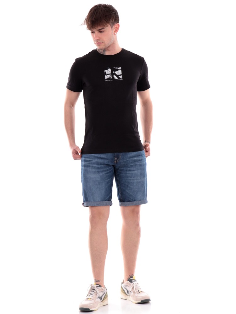 t-shirt-calvin-klein-nera-da-uomo-small-box-logo-j30j325204