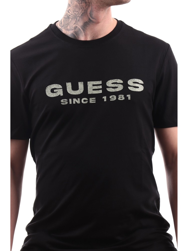 t-shirt-guess-nera-da-uomo-maxi-logo-m4gi61j1314