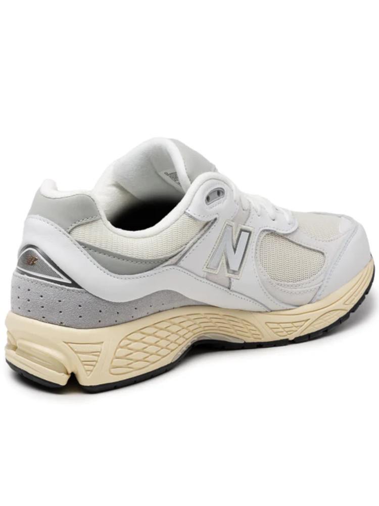 scarpe-new-balance-bianche-e-beige-da-uomo-lifestyle-m2002